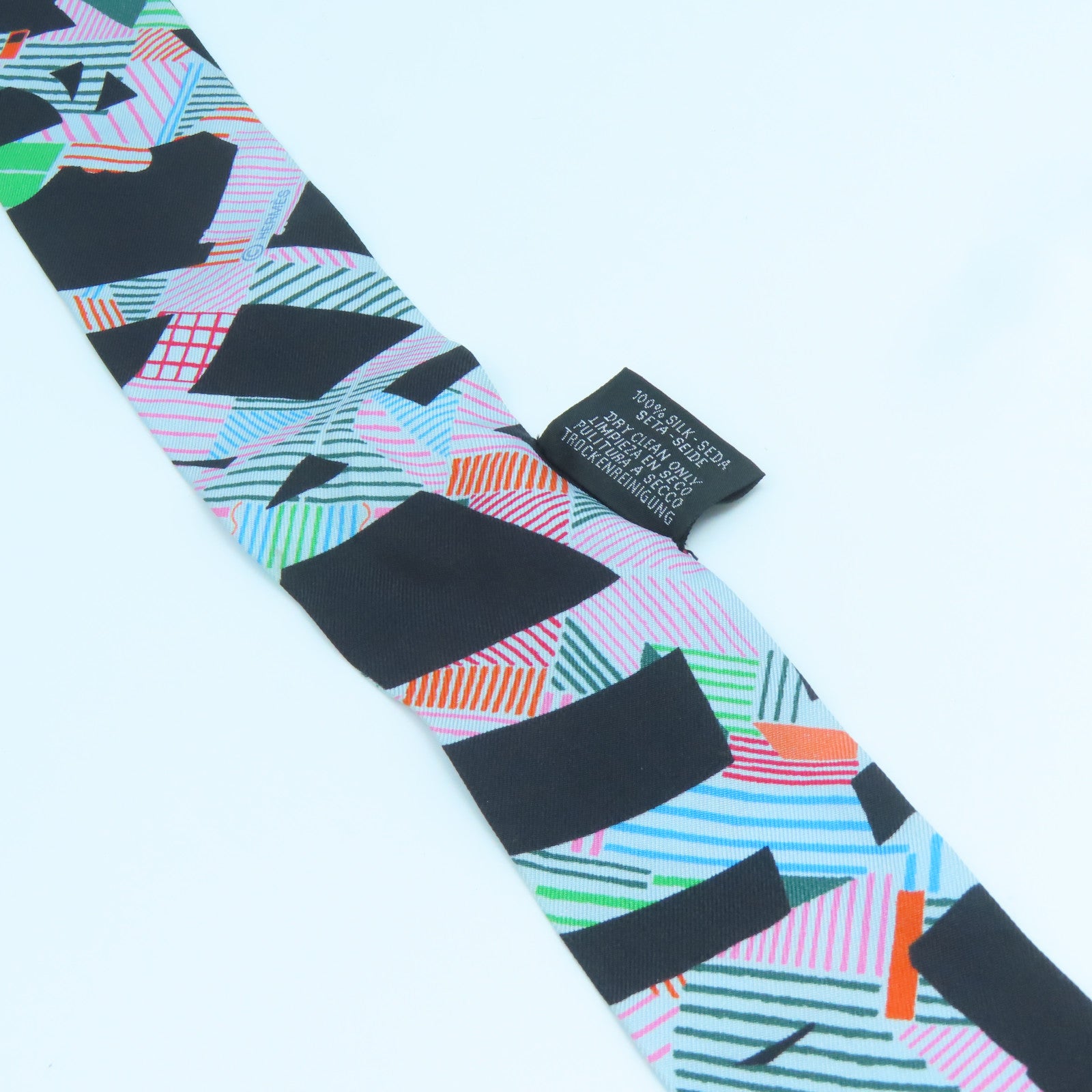 HERMES 絲質Twilly絲巾黑色紅色綠色