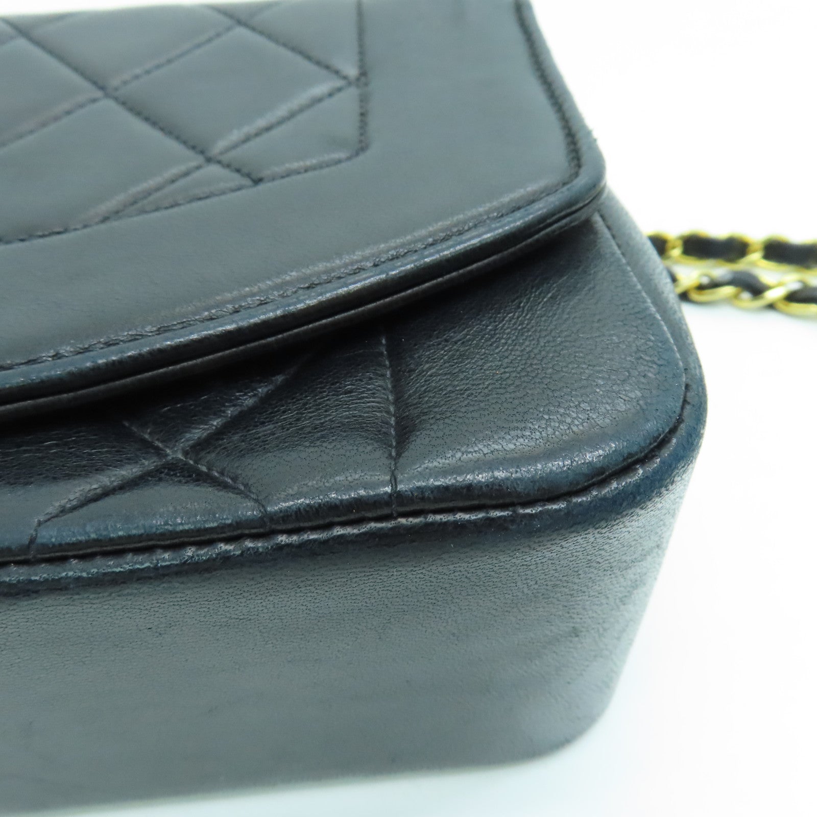CHANEL 菱格羊皮皮革Diana Chain Shoulder金扣鏈帶肩背袋黑色