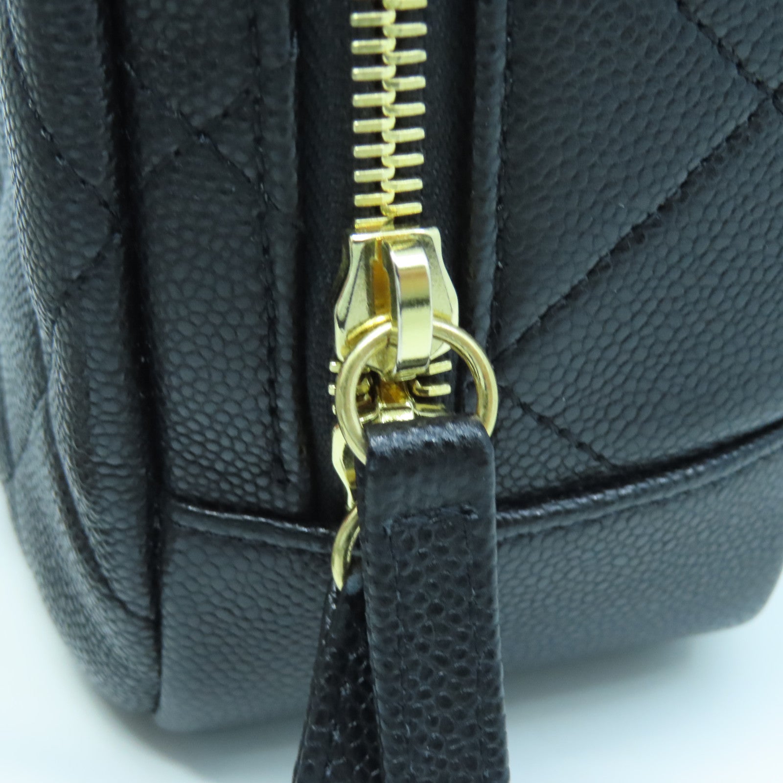 CHANEL rhombic cowhide leather Chain Shoulder gold buckle shoulder bag black