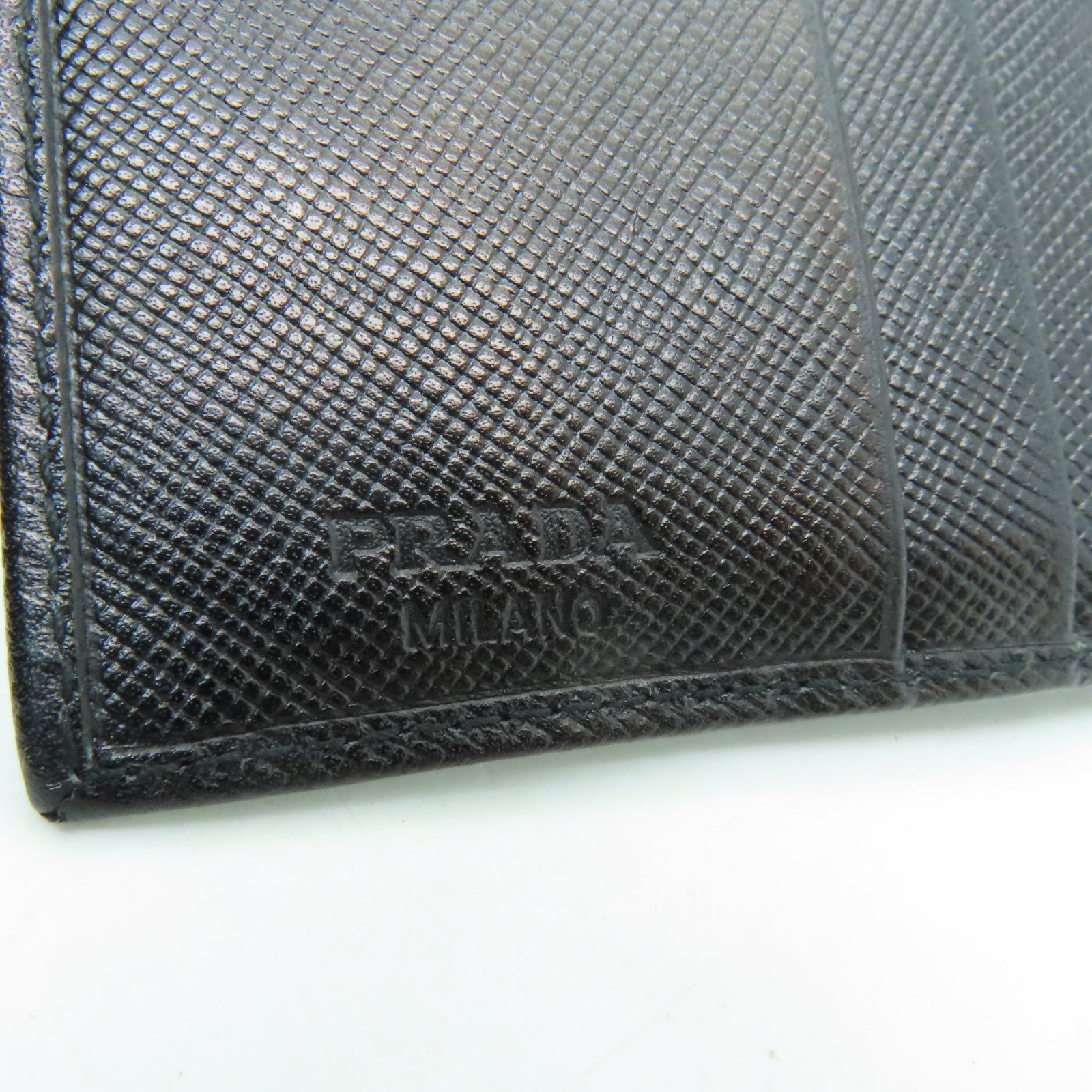 PRADA Saffiano皮革Three-fold Wallet銀扣錢包黑色