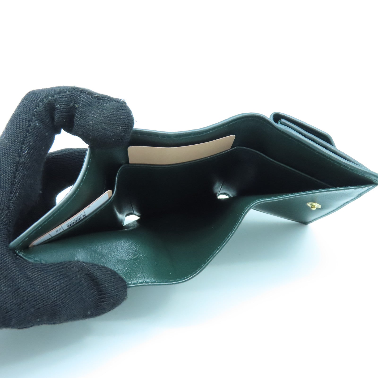 Miu Miu 牛皮皮革Three-Fold Wallet銀扣錢包綠色