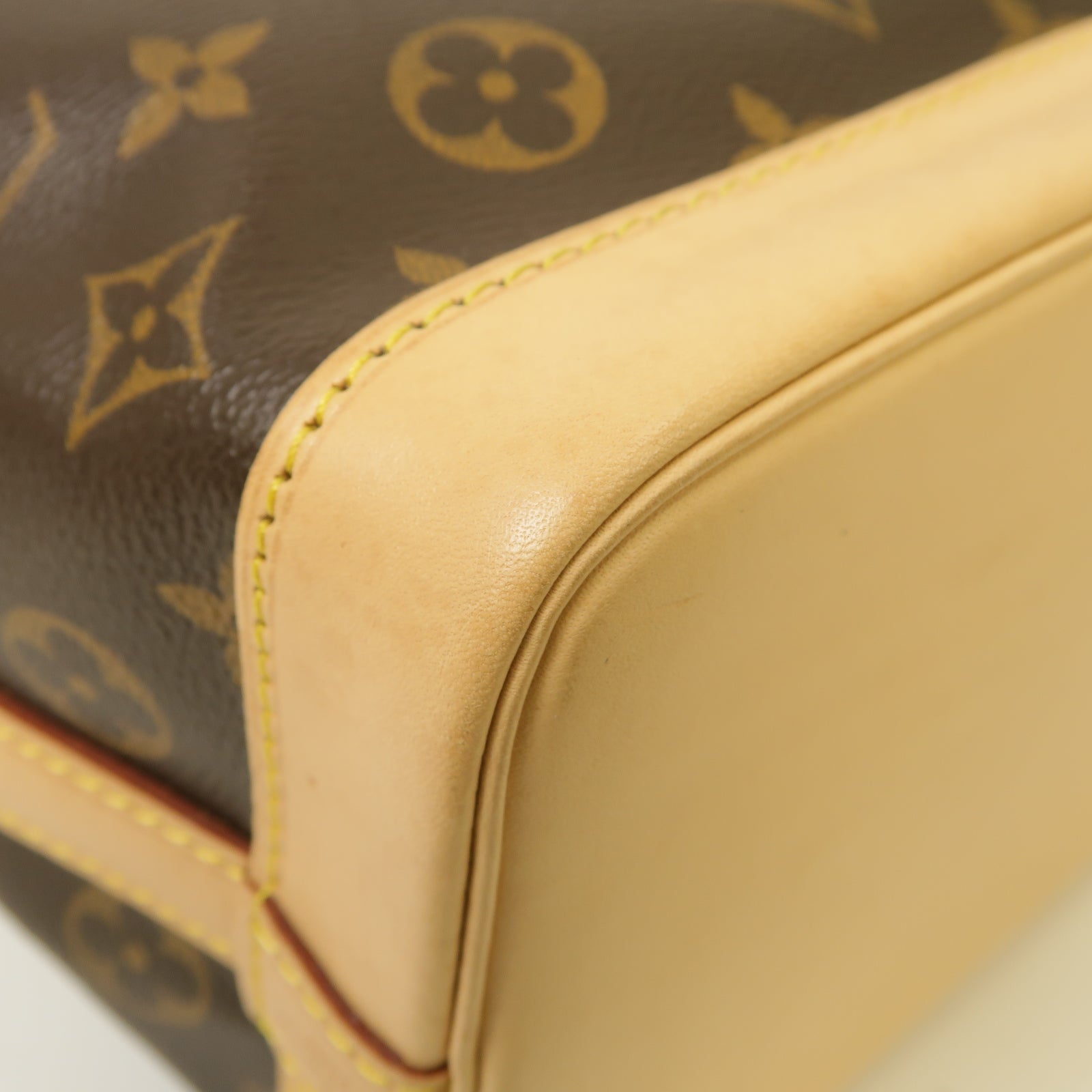 LOUIS VUITTON Monogram Noe BB金扣肩背袋啡色