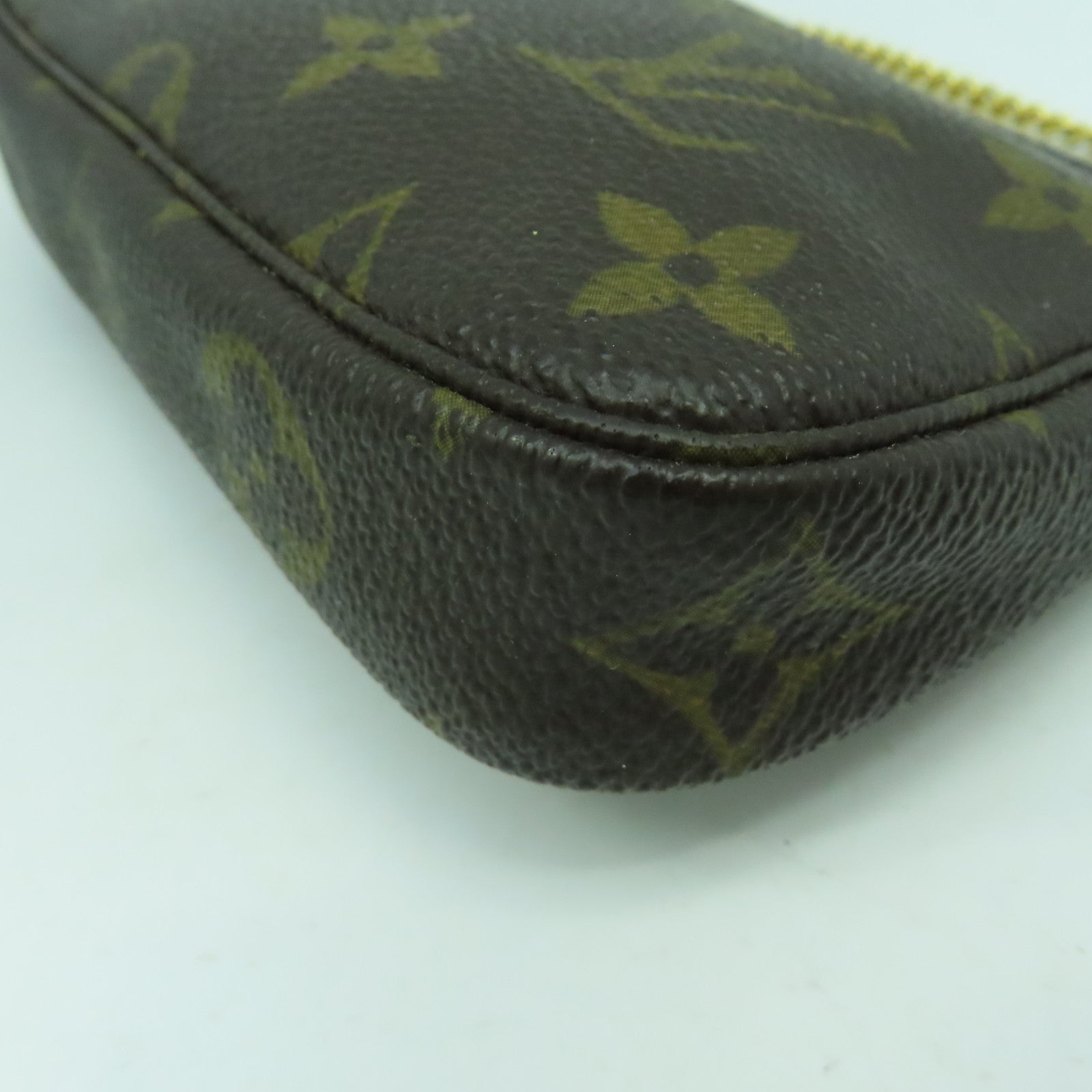 LOUIS VUITTON Monogram Mini Pochette金扣鏈帶肩背袋啡色