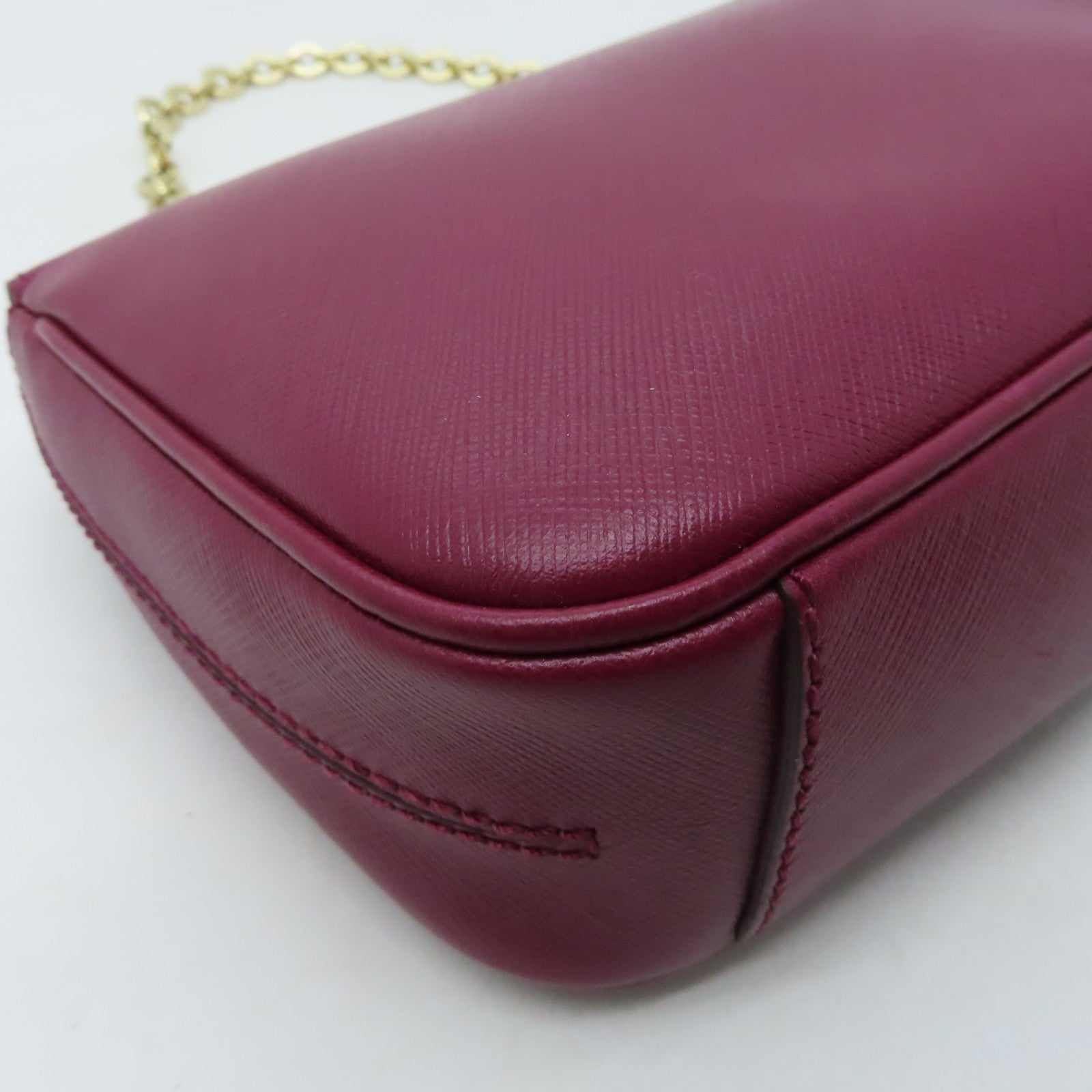 Salvatore Ferragamo Leather Shoulder Bag Gold Buckle Red