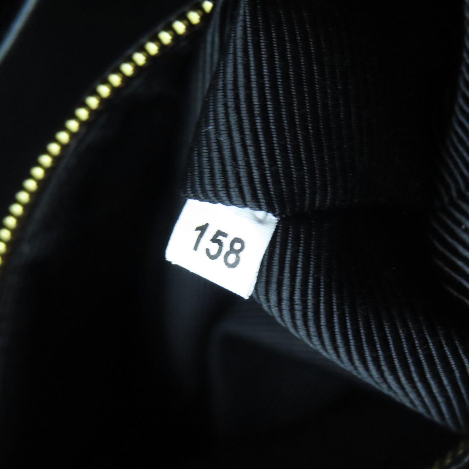 PRADA 牛皮皮革Bag金扣手挽肩背两用袋黑色