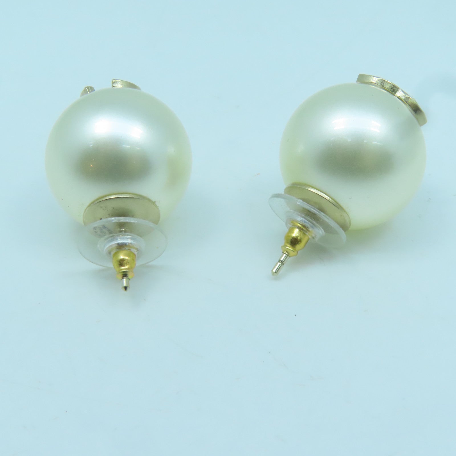 CHANEL 仿珍珠Earrings金扣耳環白色/金色