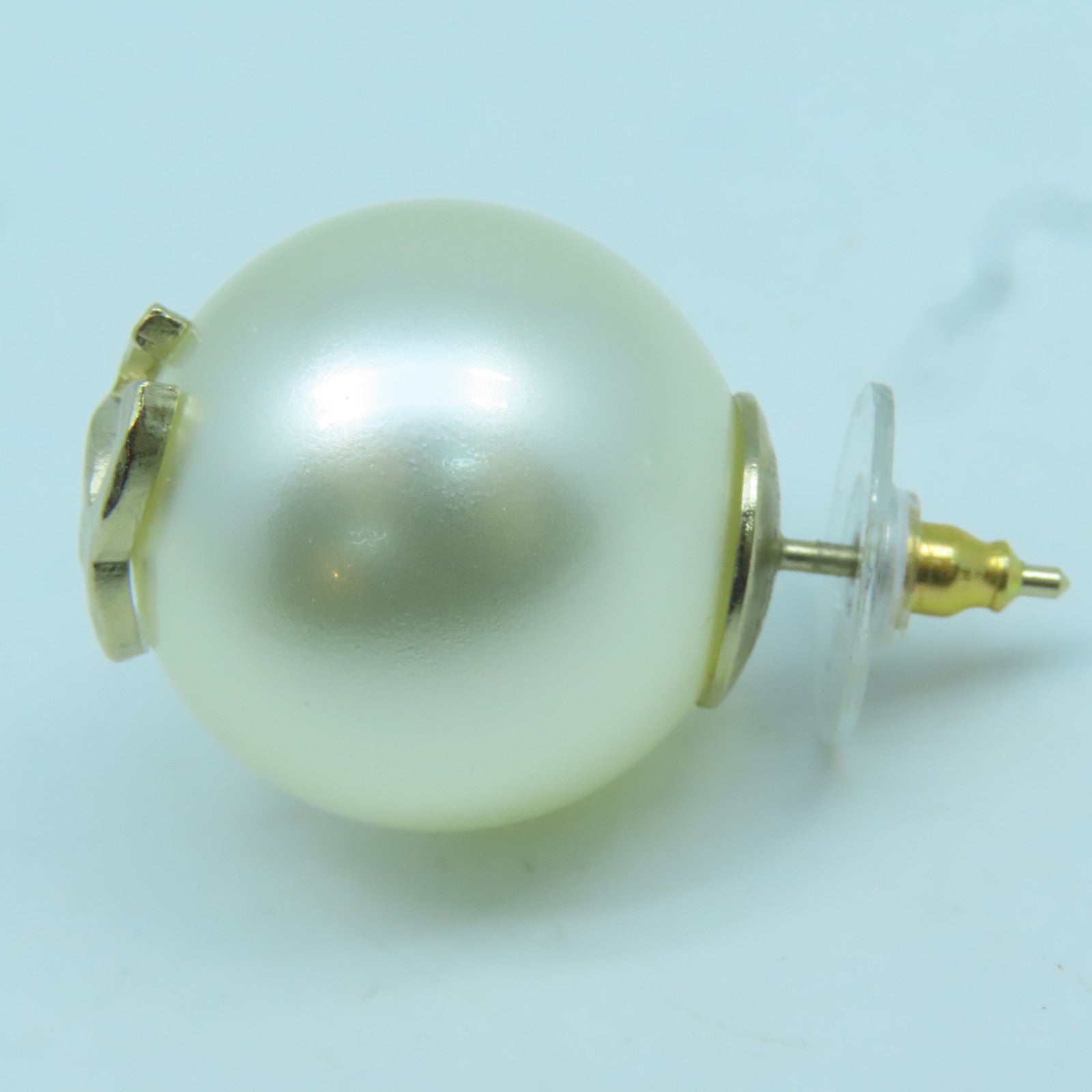 CHANEL 仿珍珠Earrings金扣耳環白色/金色