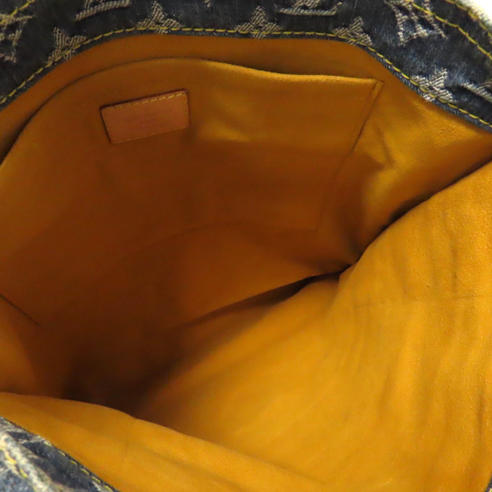 LOUIS VUITTON Monogram Denim Flat Shopper Handbag金扣手挽袋藍色