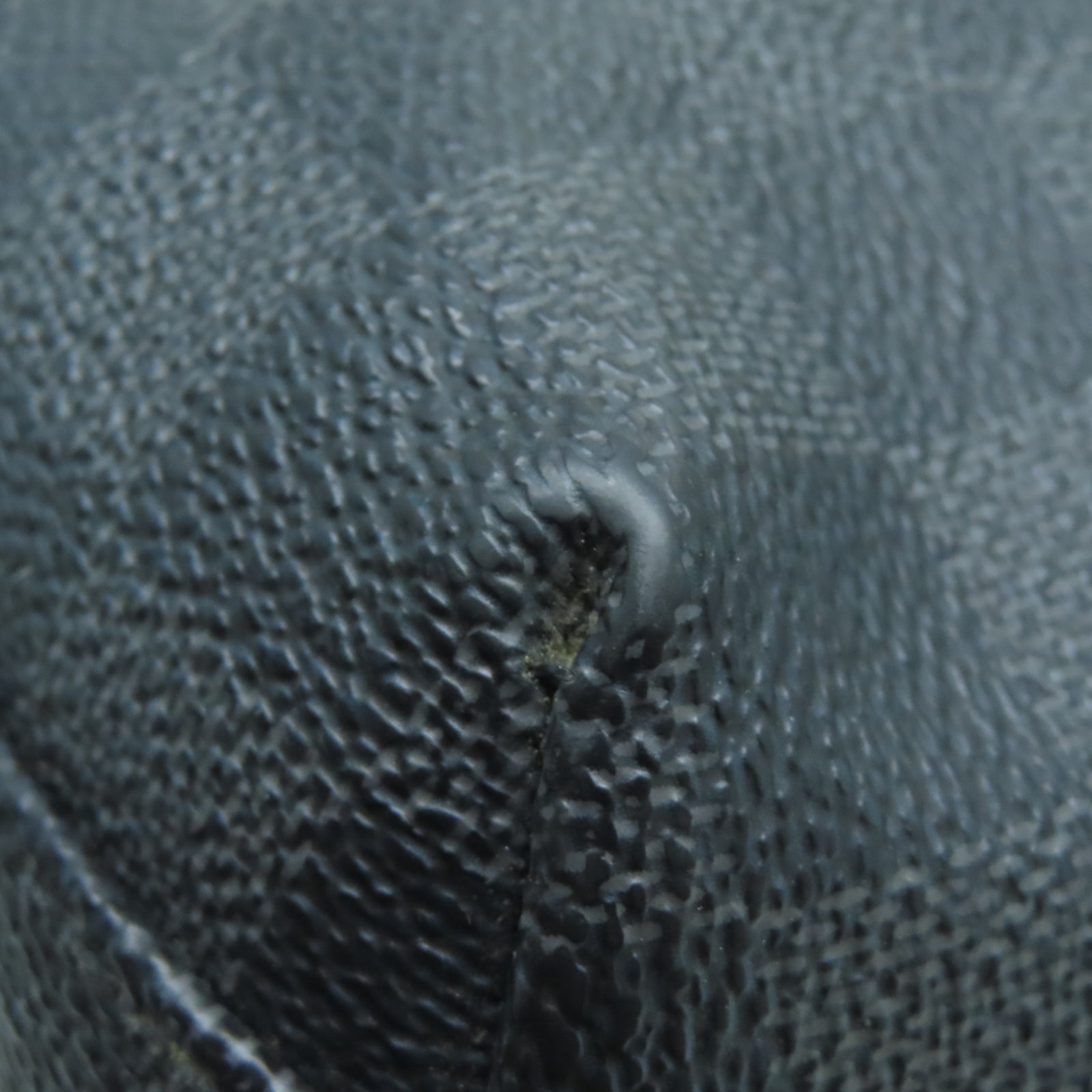LOUIS VUITTON Damier Graphite Mick GM銀扣肩背袋黑色