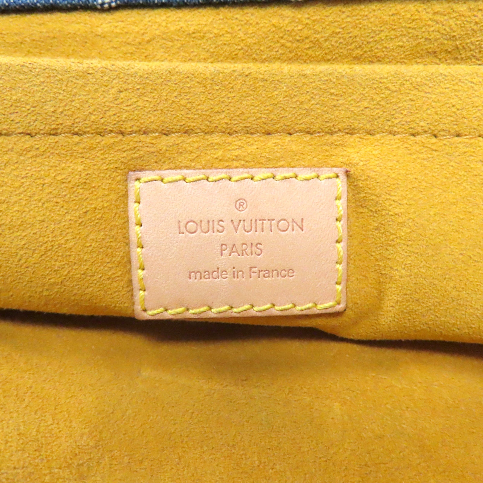 LOUIS VUITTON Monogram Denim Flat Shopper Handbag金扣手挽袋藍色