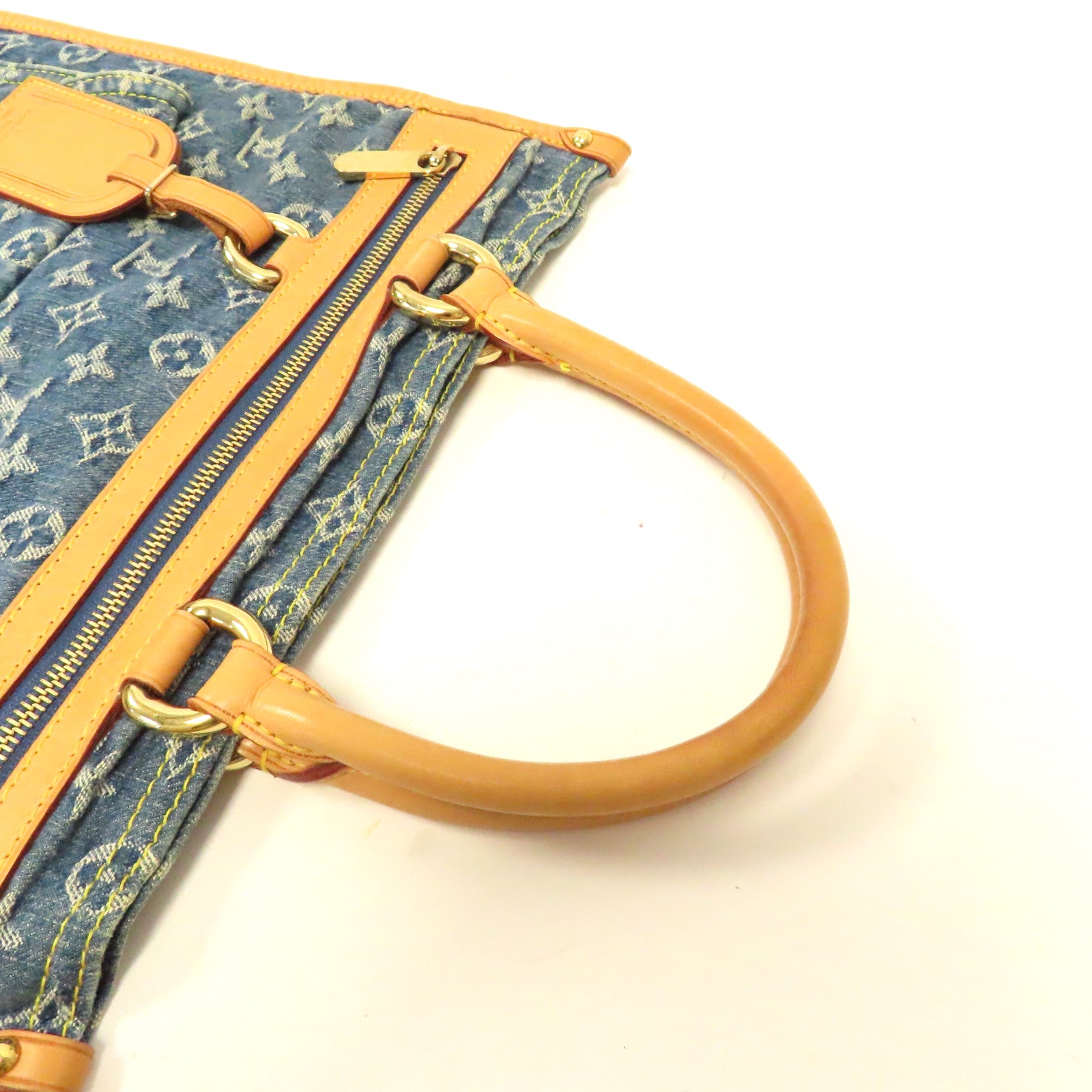 LOUIS VUITTON Monogram Denim Flat Shopper Handbag金扣手挽袋藍色
