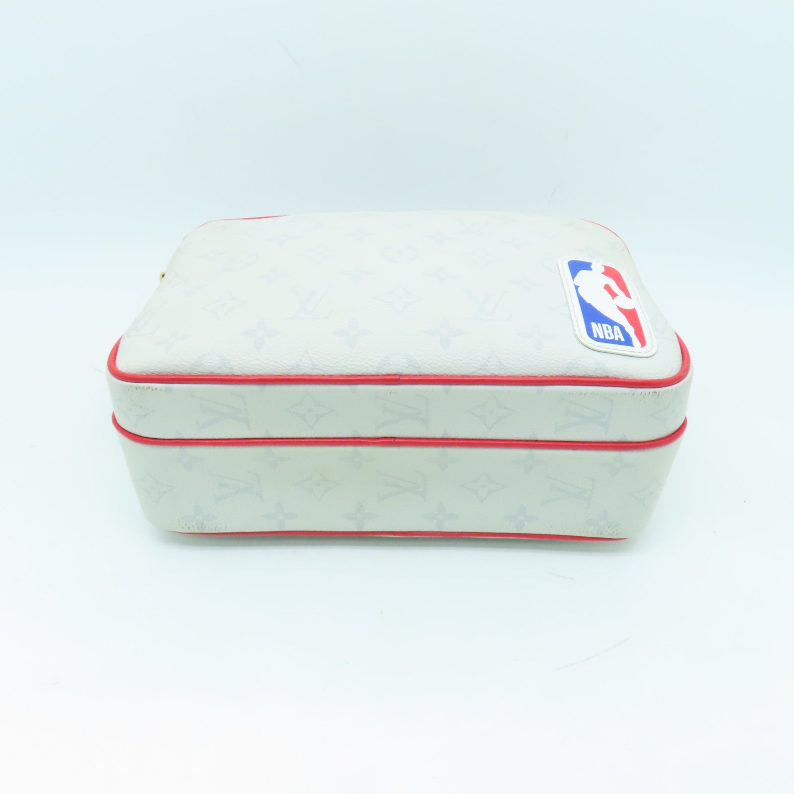 LOUIS VUITTON 【激減優惠】White Monogram NBA Nil金扣肩背袋白色