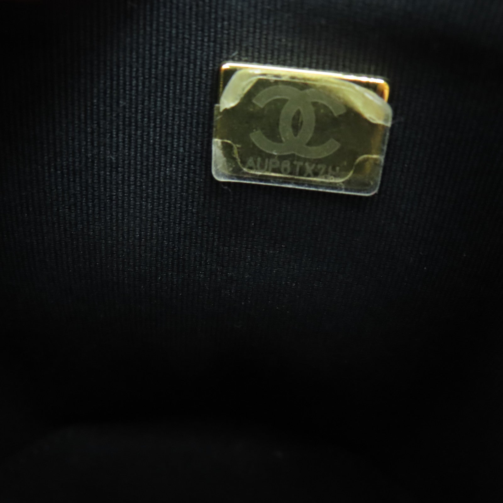 CHANEL 菱格牛皮皮革Chain Shoulder金扣链带肩背袋黑色