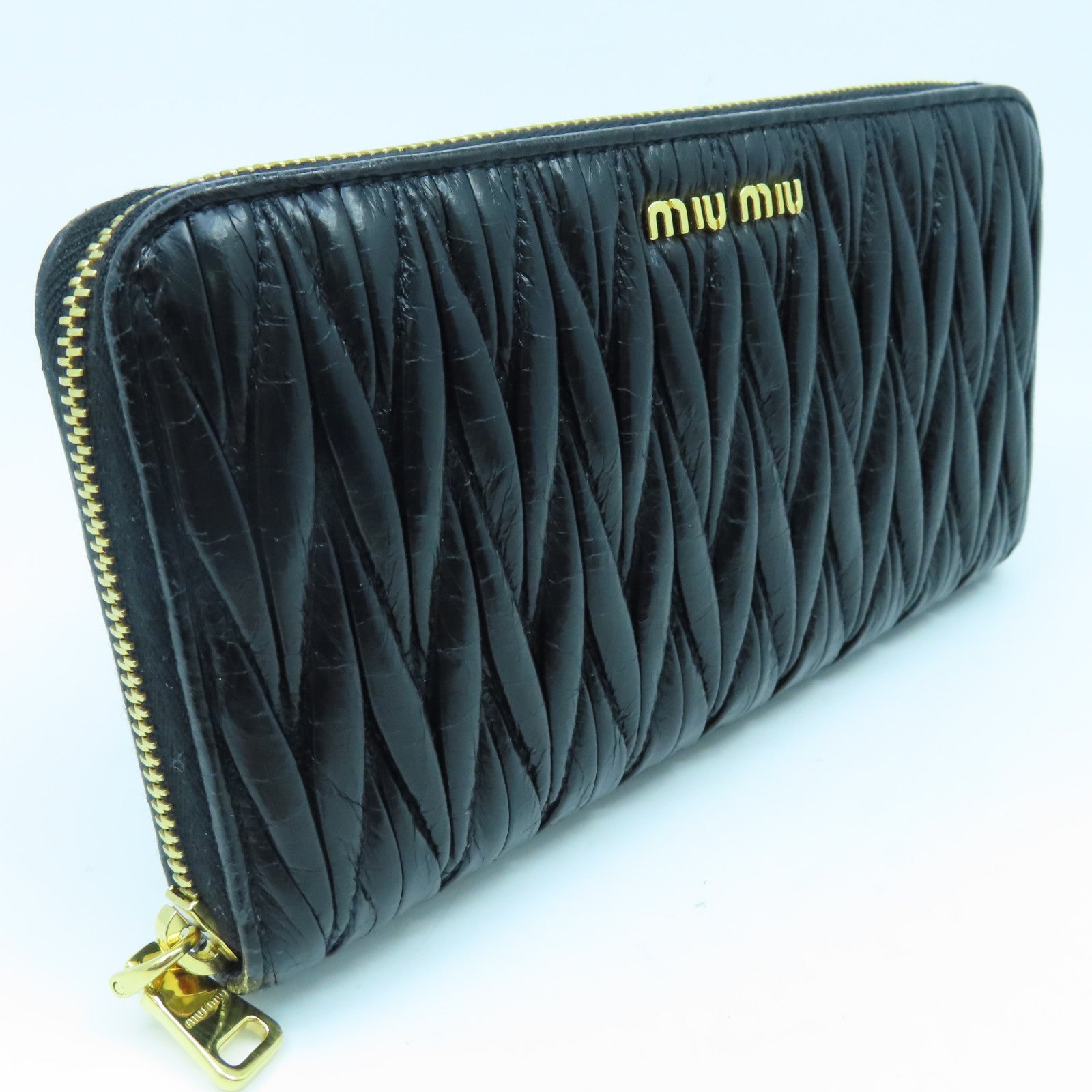 Miu Miu 羊皮皮革Long Wallet金扣长钱包黑色