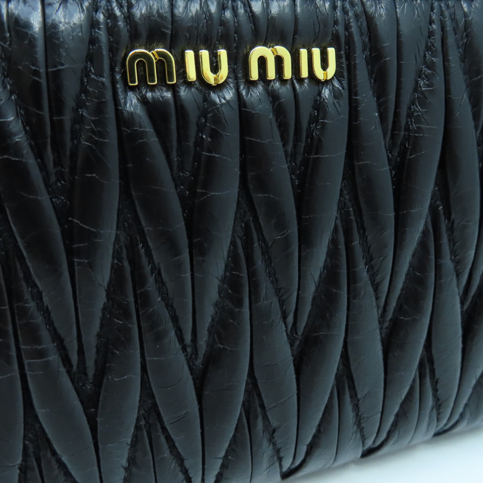 Miu Miu 羊皮皮革Long Wallet金扣长钱包黑色