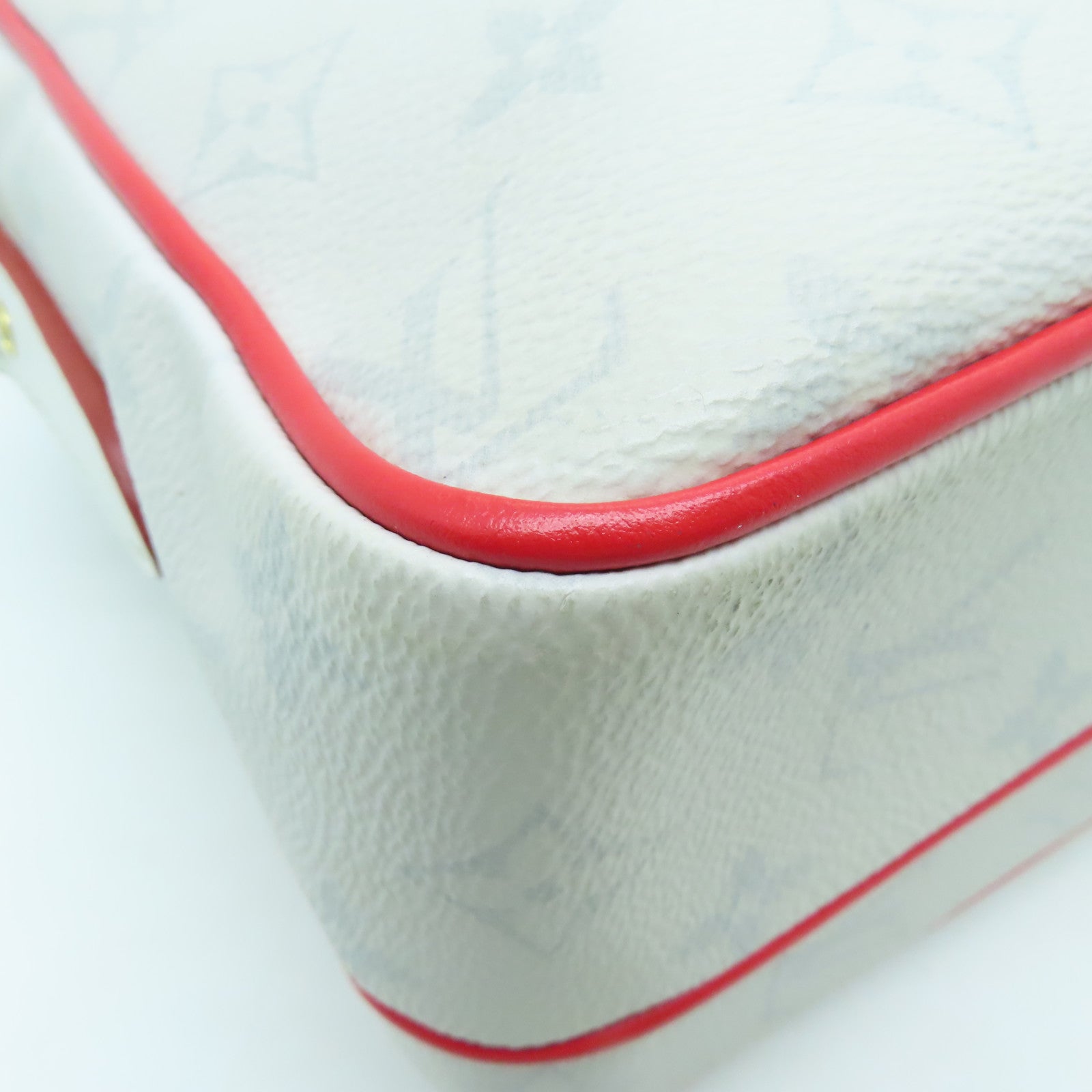 LOUIS VUITTON 【激減優惠】White Monogram NBA Nil金扣肩背袋白色