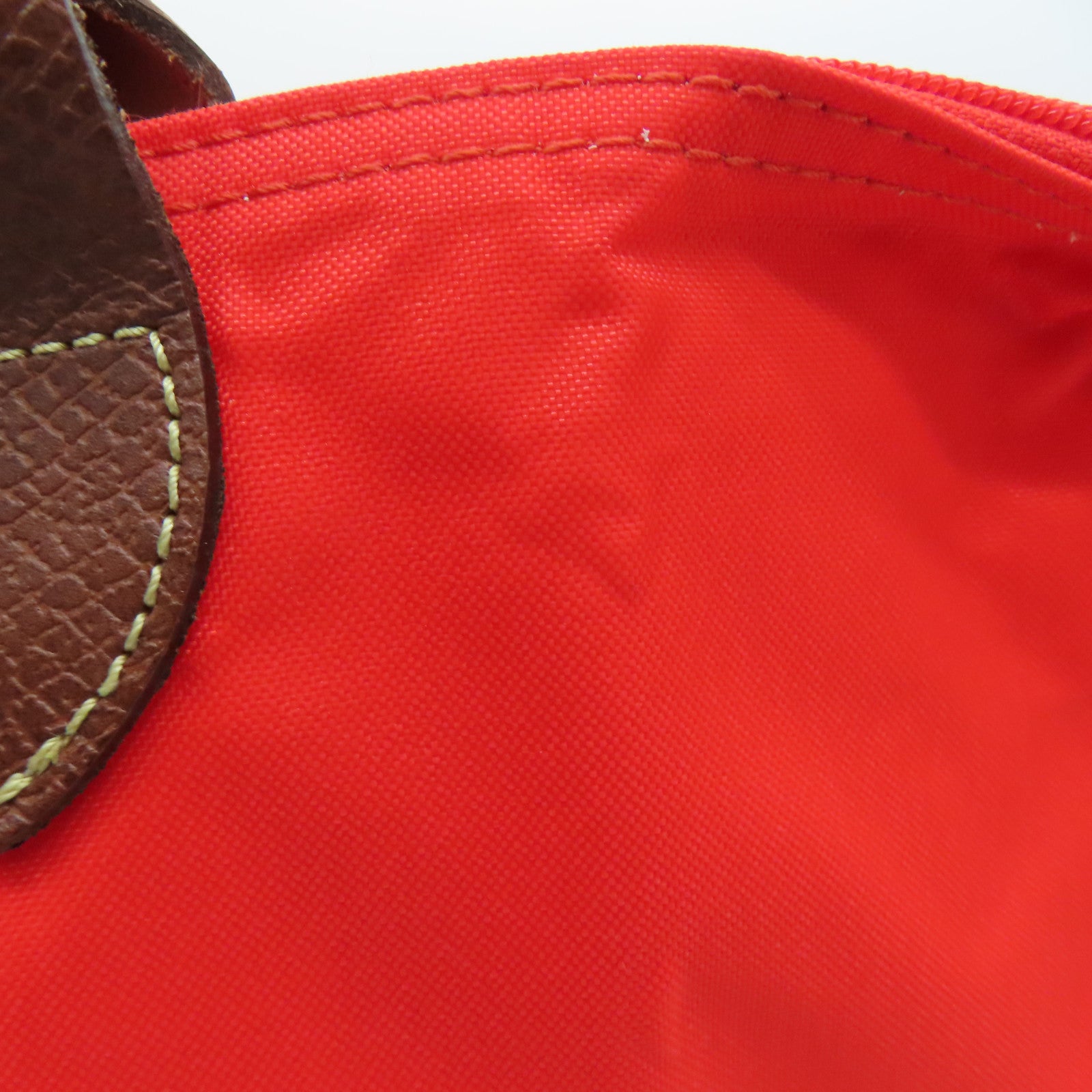 Longchamp 尼龙Handbag可折叠手挽袋红色/啡色