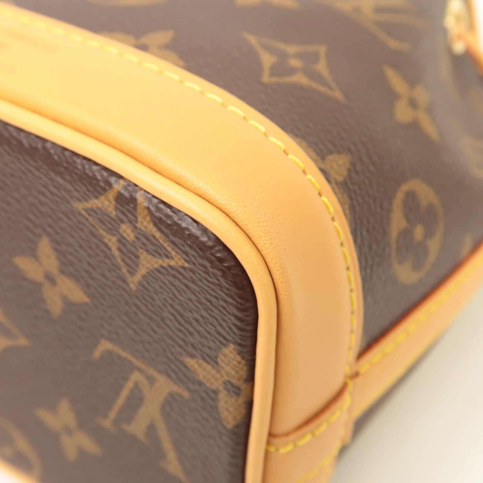 LOUIS VUITTON Monogram Nano Noe金扣手挽肩背兩用袋啡色