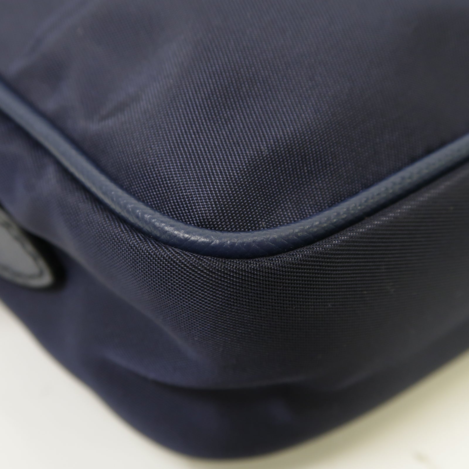 PRADA 尼龍Shoulder Bag金扣肩背袋深藍色