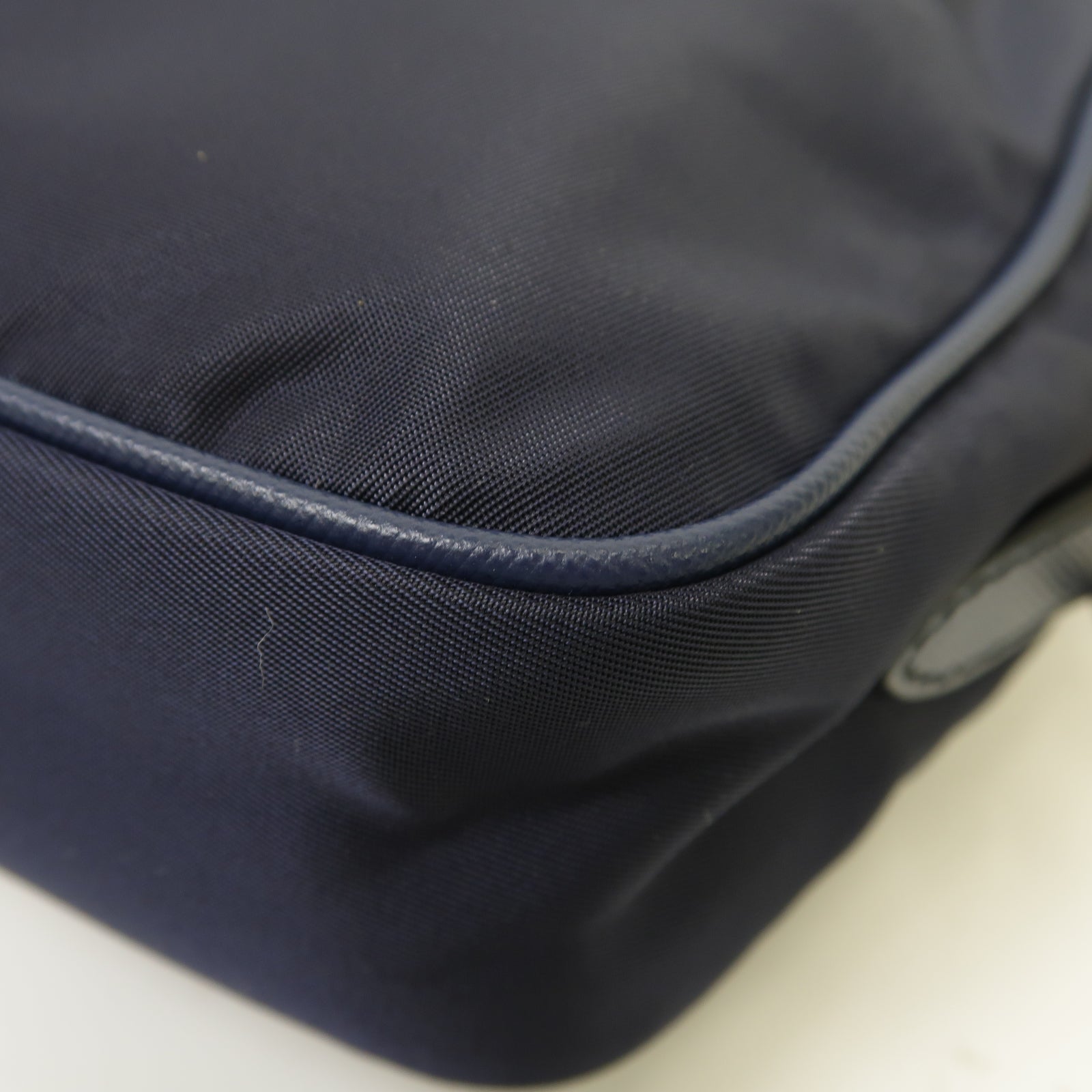 PRADA 尼龍Shoulder Bag金扣肩背袋深藍色