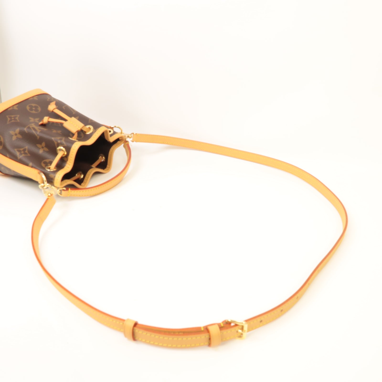 LOUIS VUITTON Monogram Nano Noe金扣手挽肩背兩用袋啡色