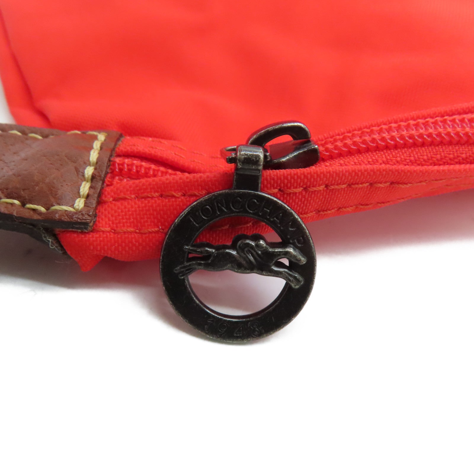 Longchamp 尼龙Handbag可折叠手挽袋红色/啡色