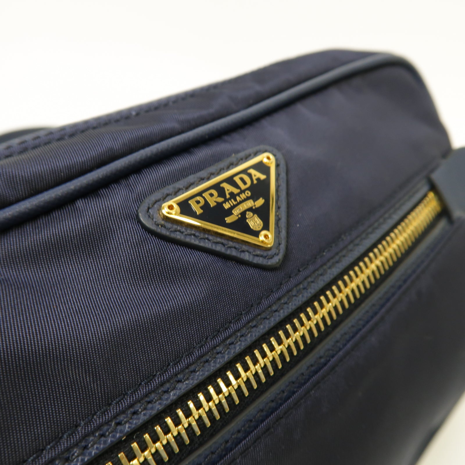 PRADA 尼龍Shoulder Bag金扣肩背袋深藍色