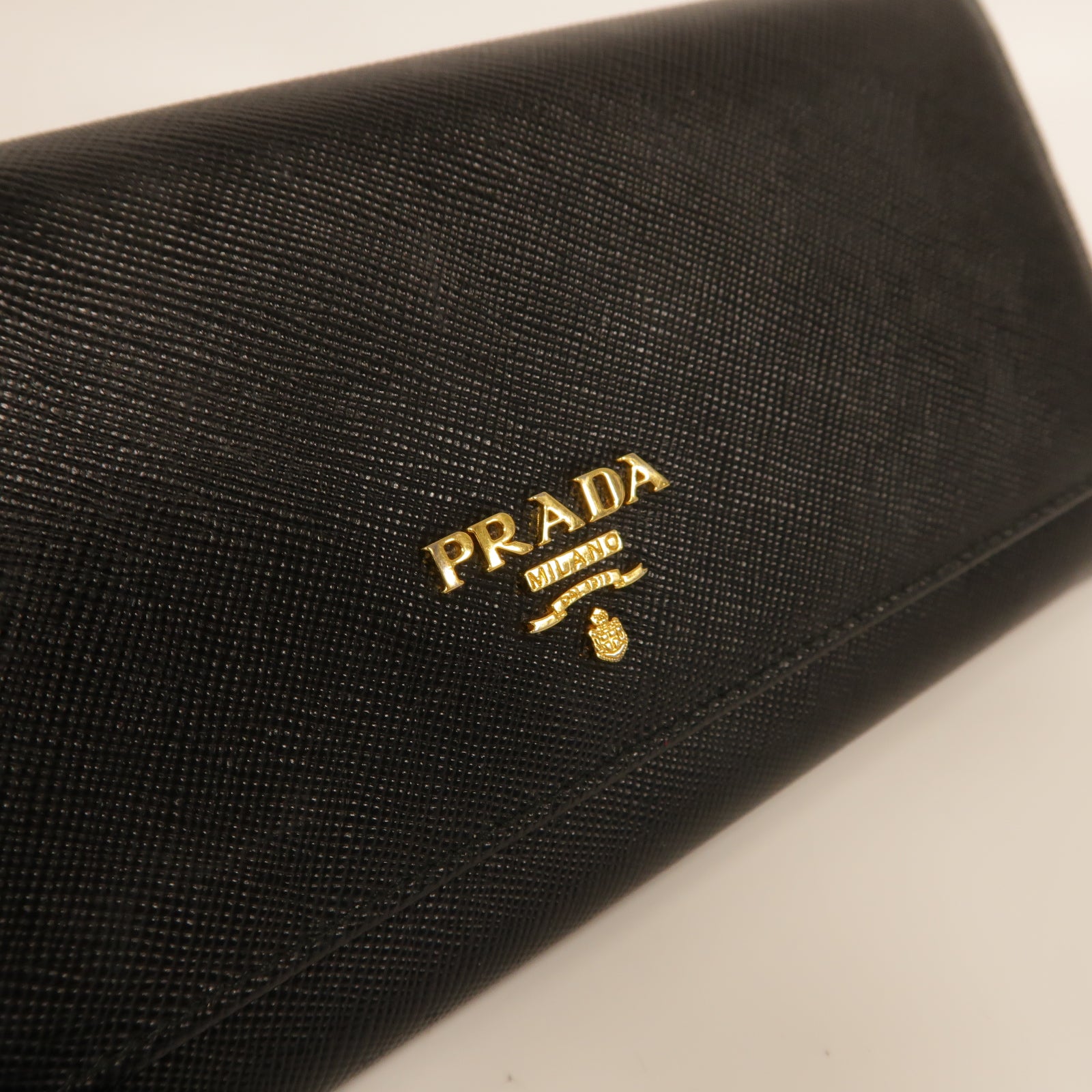 PRADA Saffiano皮革Long Wallet金扣長錢包黑色