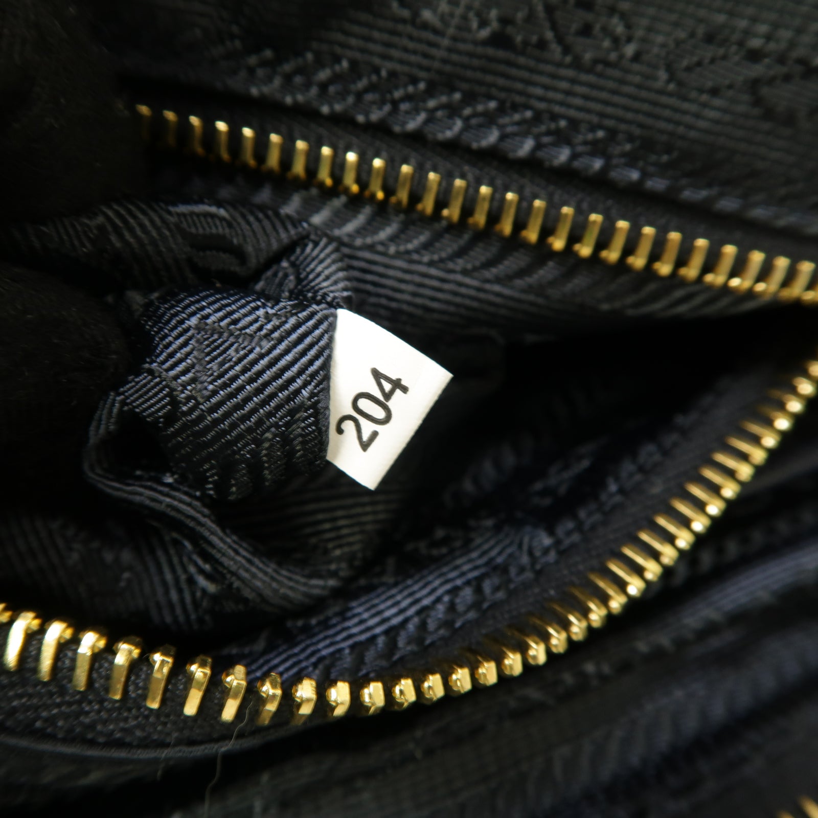 PRADA 尼龍Shoulder Bag金扣肩背袋深藍色