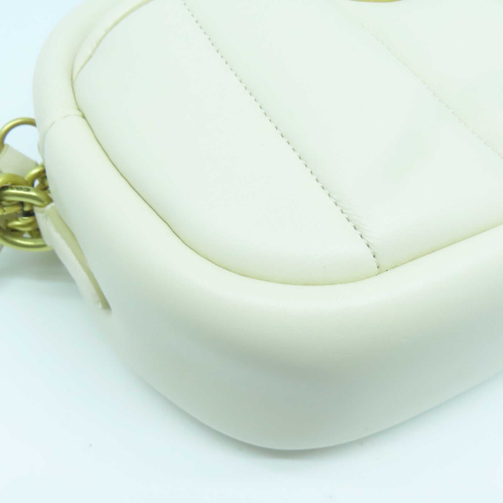 COACH 牛皮皮革Chain Shoulder Bag金扣鏈帶肩背袋白色