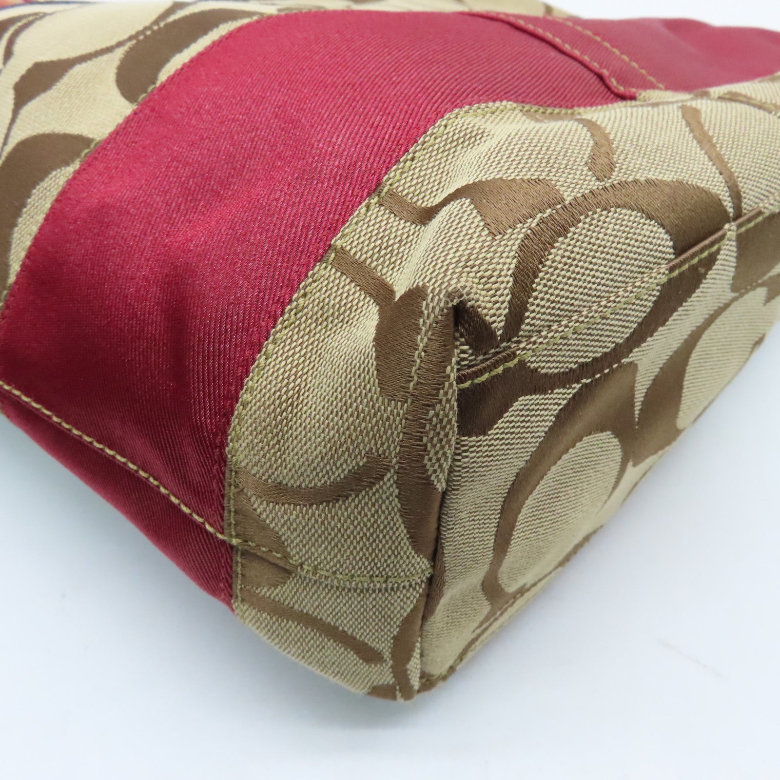 COACH Canvas Shoulder Bag Gold Buckle Brown/Red