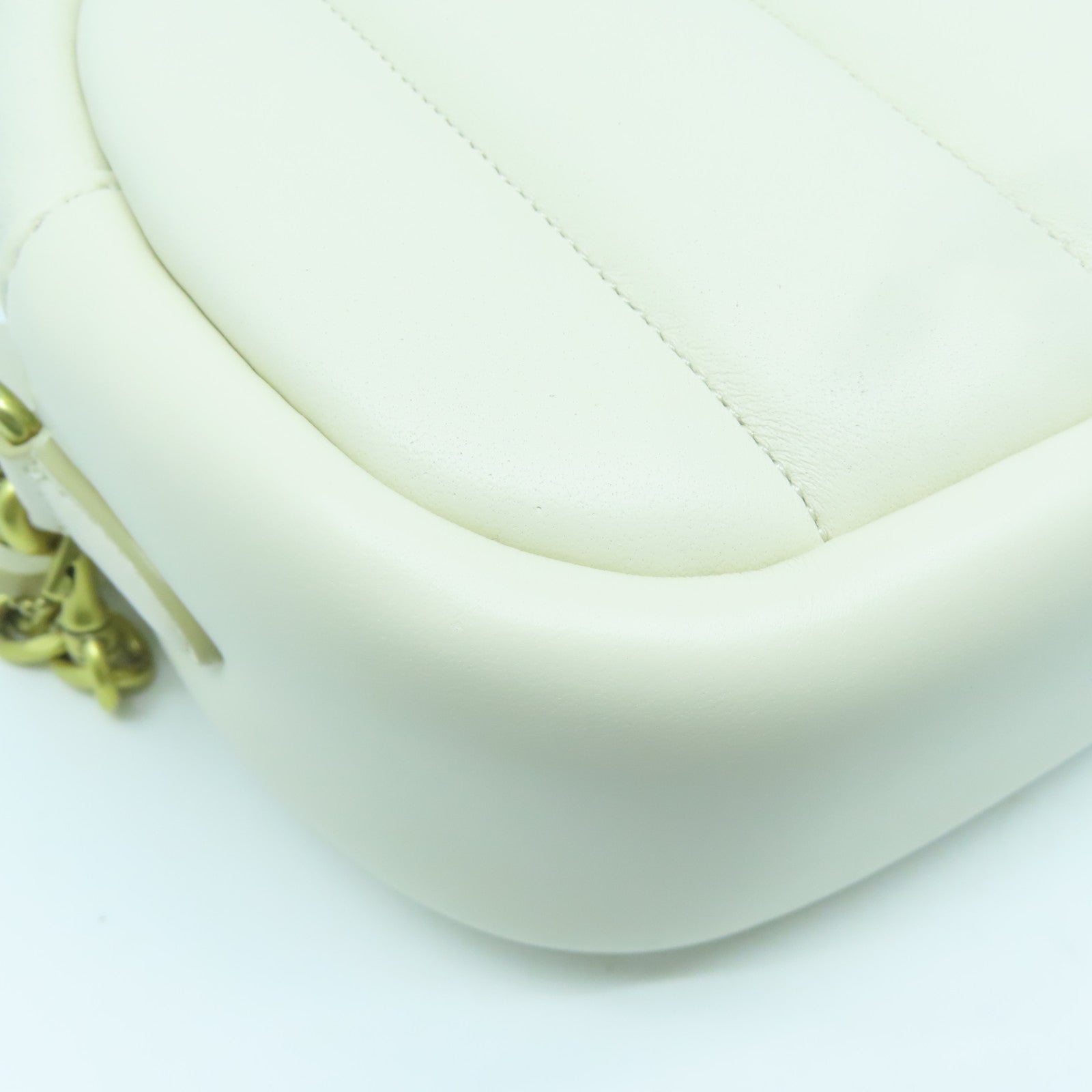 COACH 牛皮皮革Chain Shoulder Bag金扣鏈帶肩背袋白色