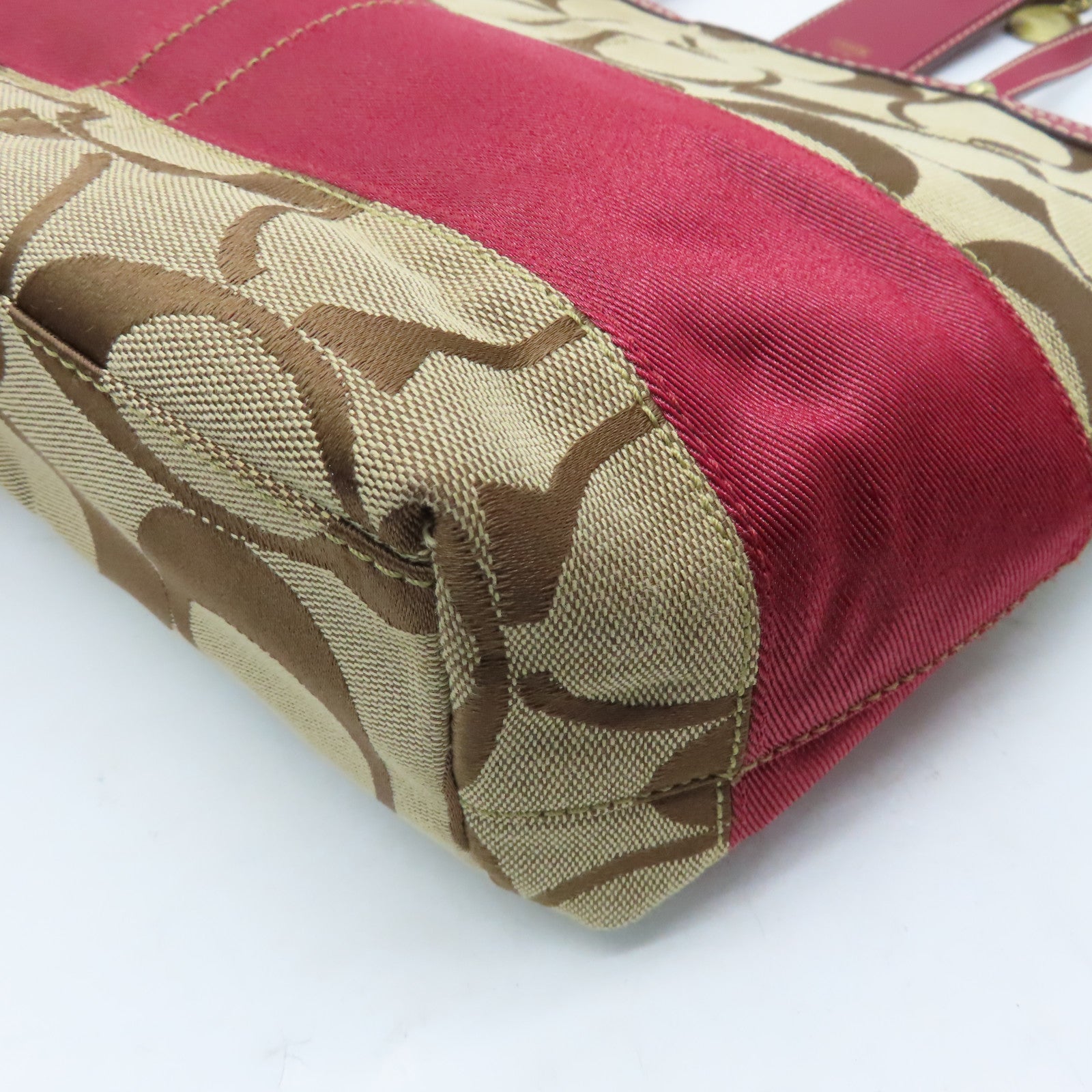 COACH Canvas Shoulder Bag Gold Buckle Brown/Red