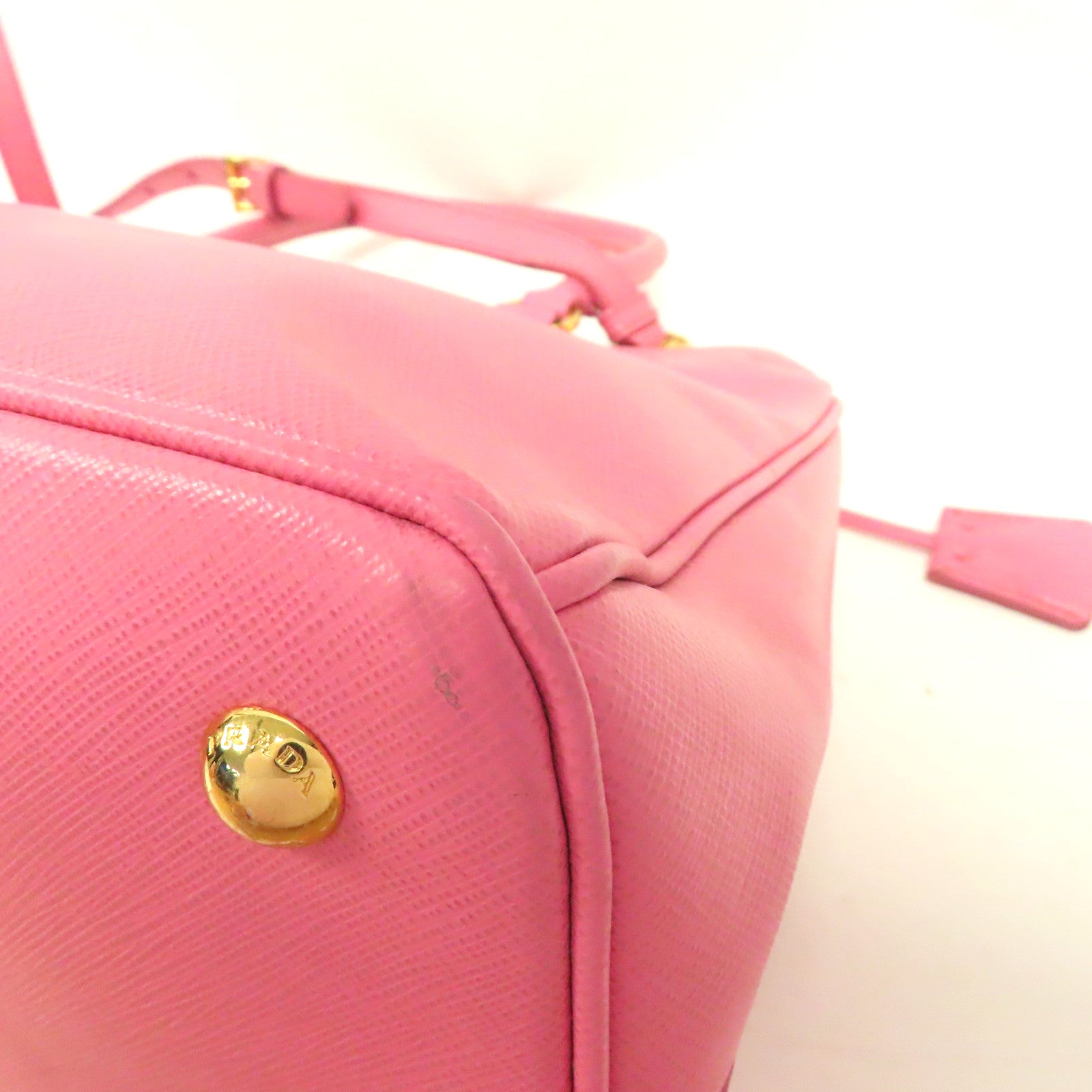 PRADA Saffiano皮革2 way Shoulder金扣手挽肩背兩用袋粉紅色