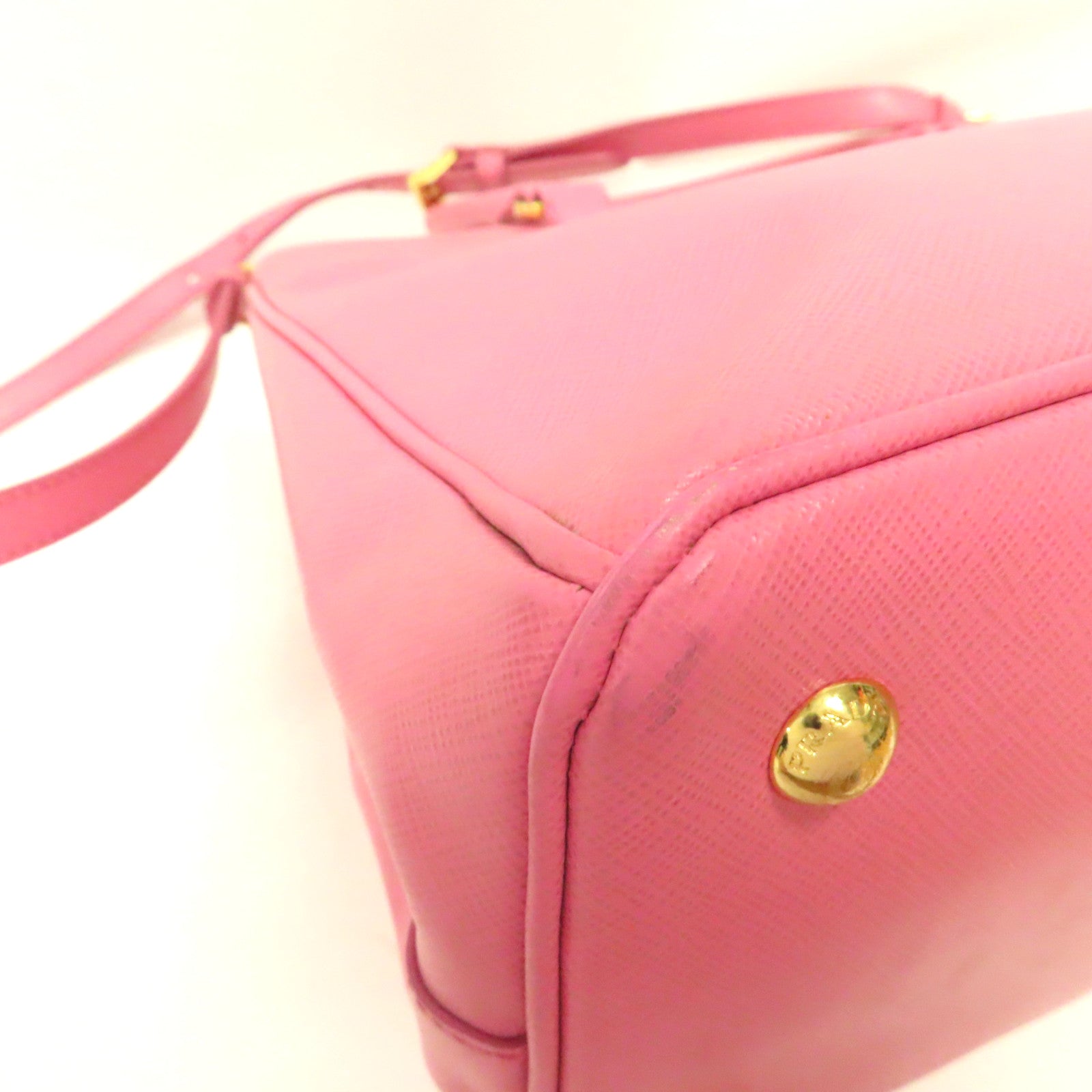 PRADA Saffiano皮革2 way Shoulder金扣手挽肩背兩用袋粉紅色