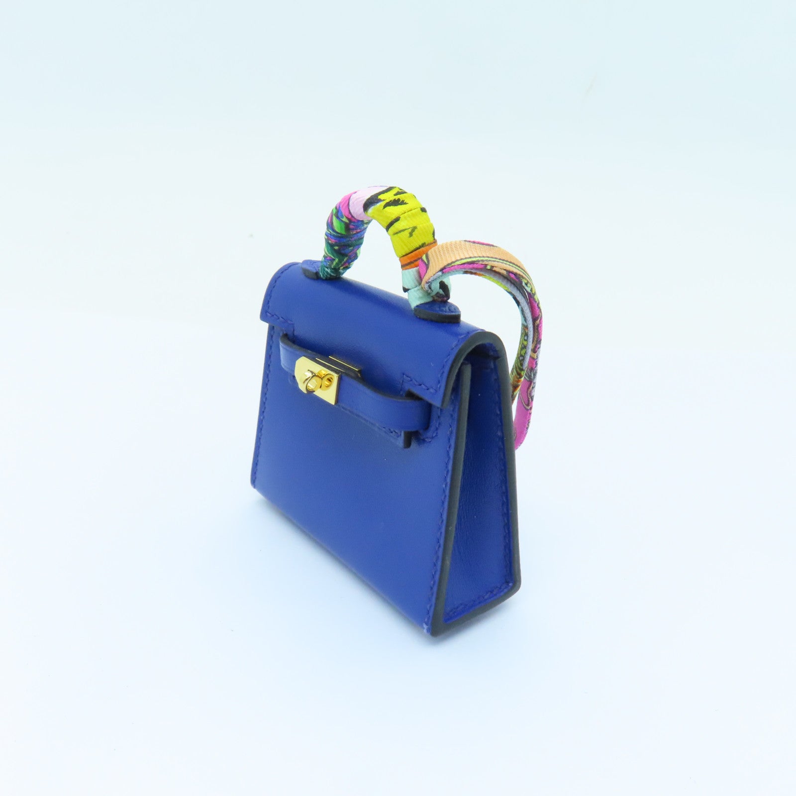 HERMES Tadelakt皮革Kelly Twilly Bag Charm金扣掛飾Bleu Electrique藍色
