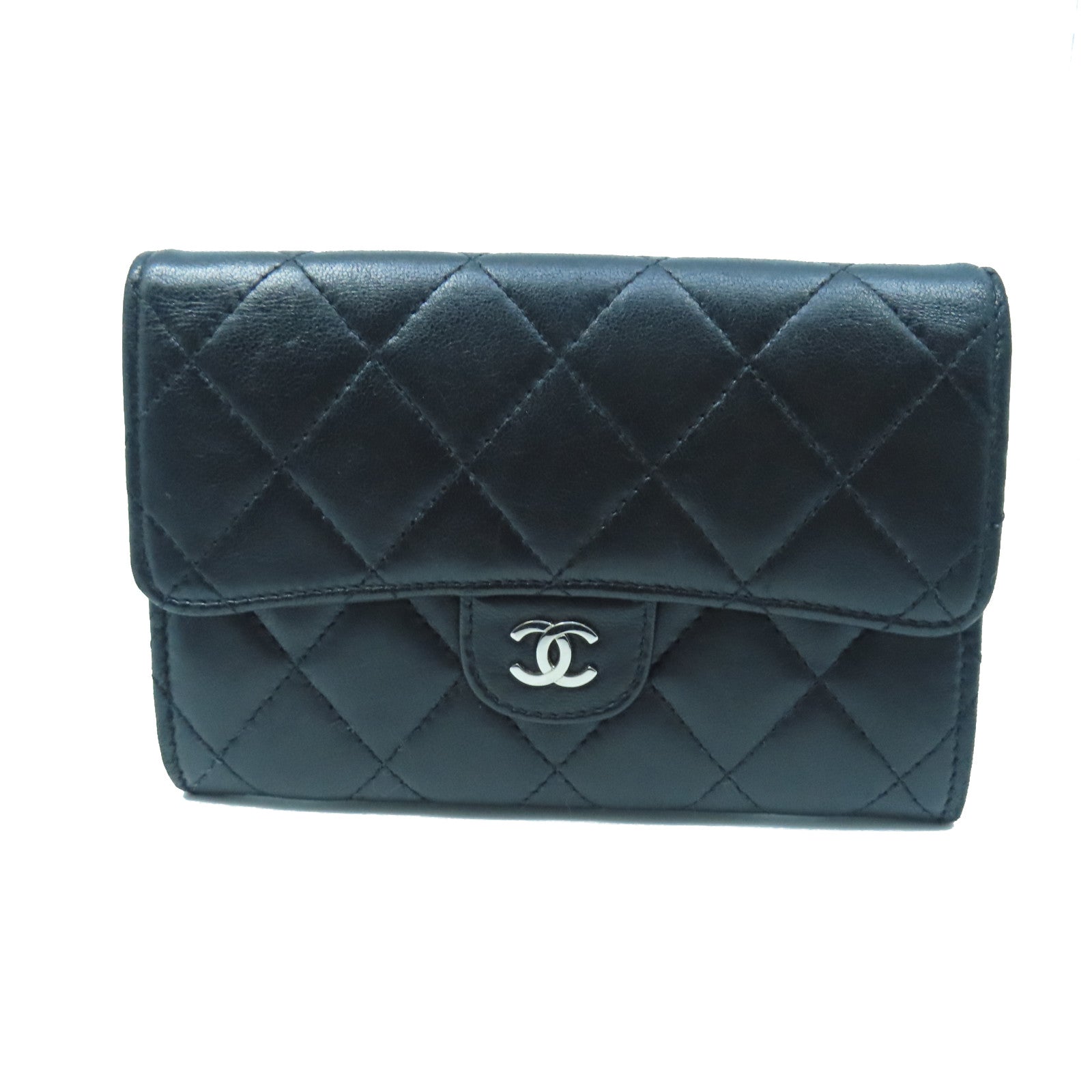 CHANEL Rhombus Sheepskin Leather Card Wallet Silver Buckle Wallet Black
