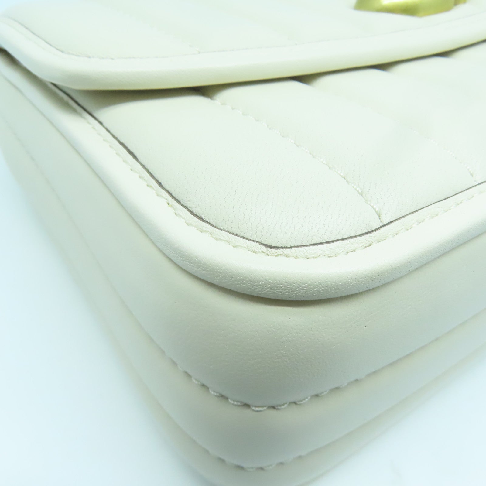 COACH 牛皮皮革Chain Shoulder Bag金扣鏈帶肩背袋白色