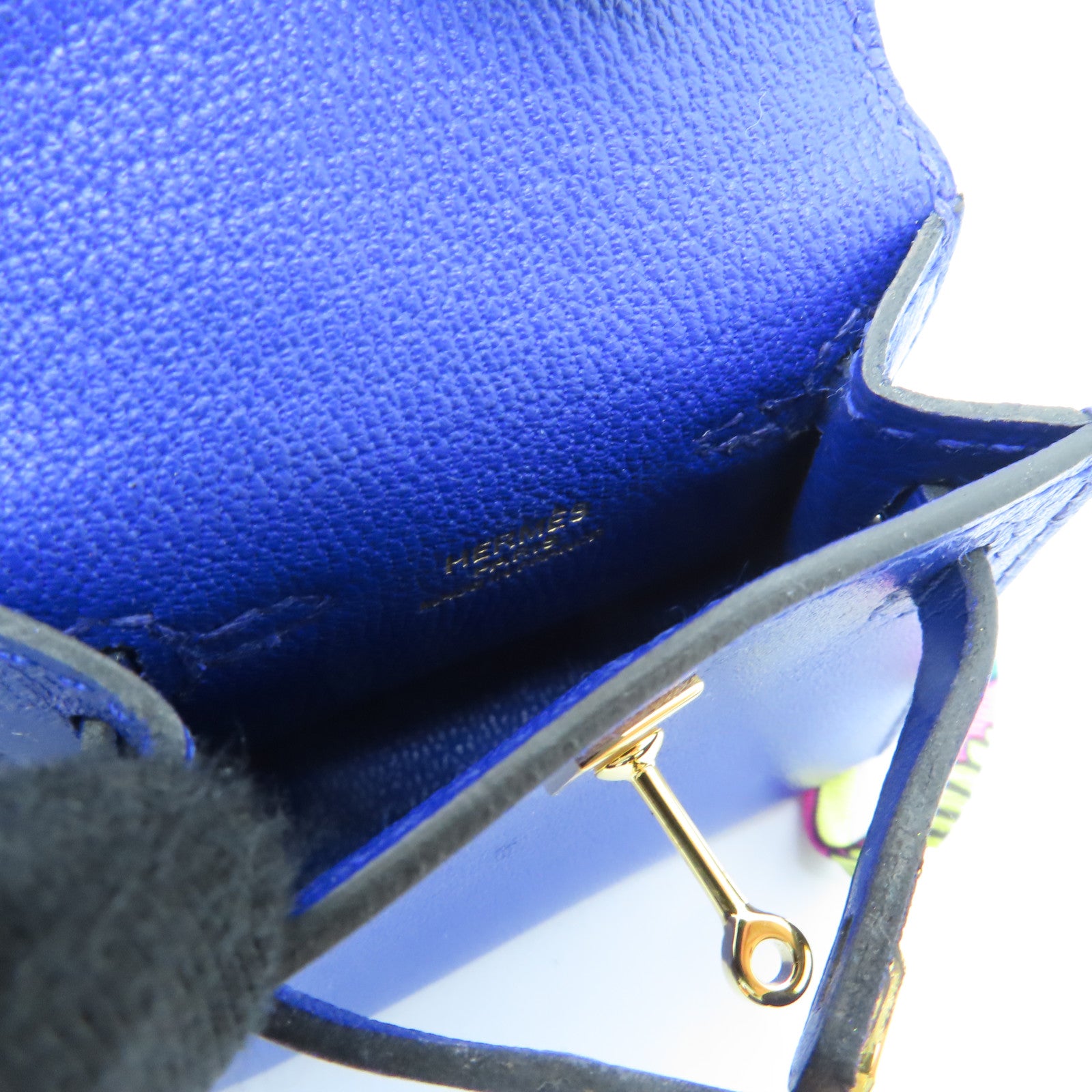 HERMES Tadelakt皮革Kelly Twilly Bag Charm金扣掛飾Bleu Electrique藍色