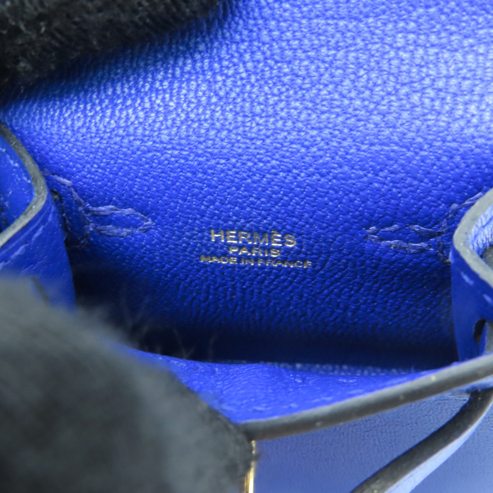 HERMES Tadelakt皮革Kelly Twilly Bag Charm金扣掛飾Bleu Electrique藍色