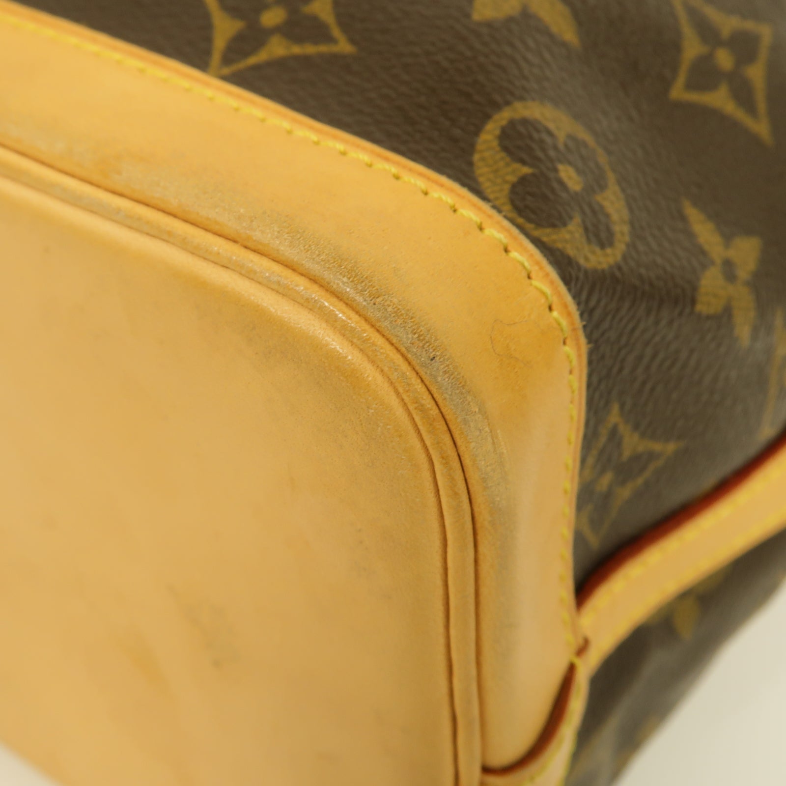 LOUIS VUITTON Monogram Mini Noe金扣手挽袋啡色