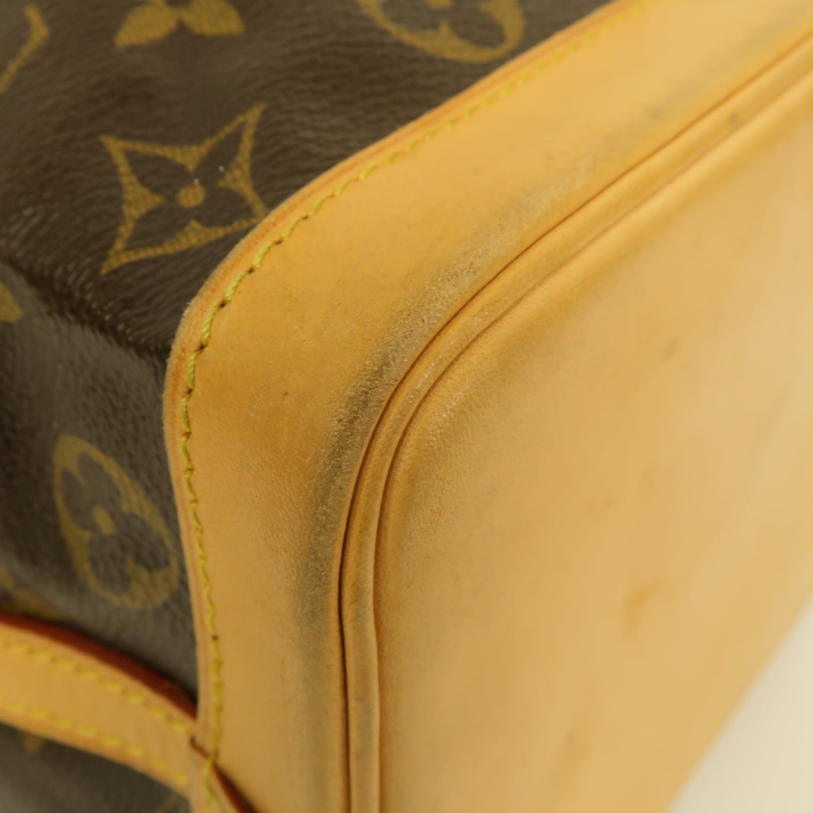 LOUIS VUITTON Monogram Mini Noe金扣手挽袋啡色