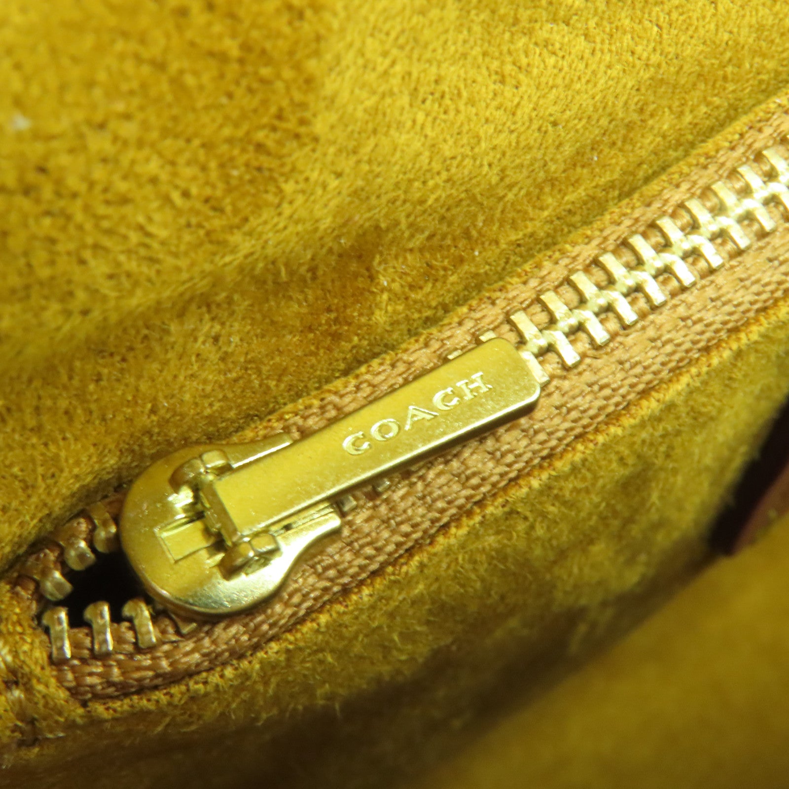 COACH 牛皮皮革Chain Shoulder Bag金扣鏈帶肩背袋白色
