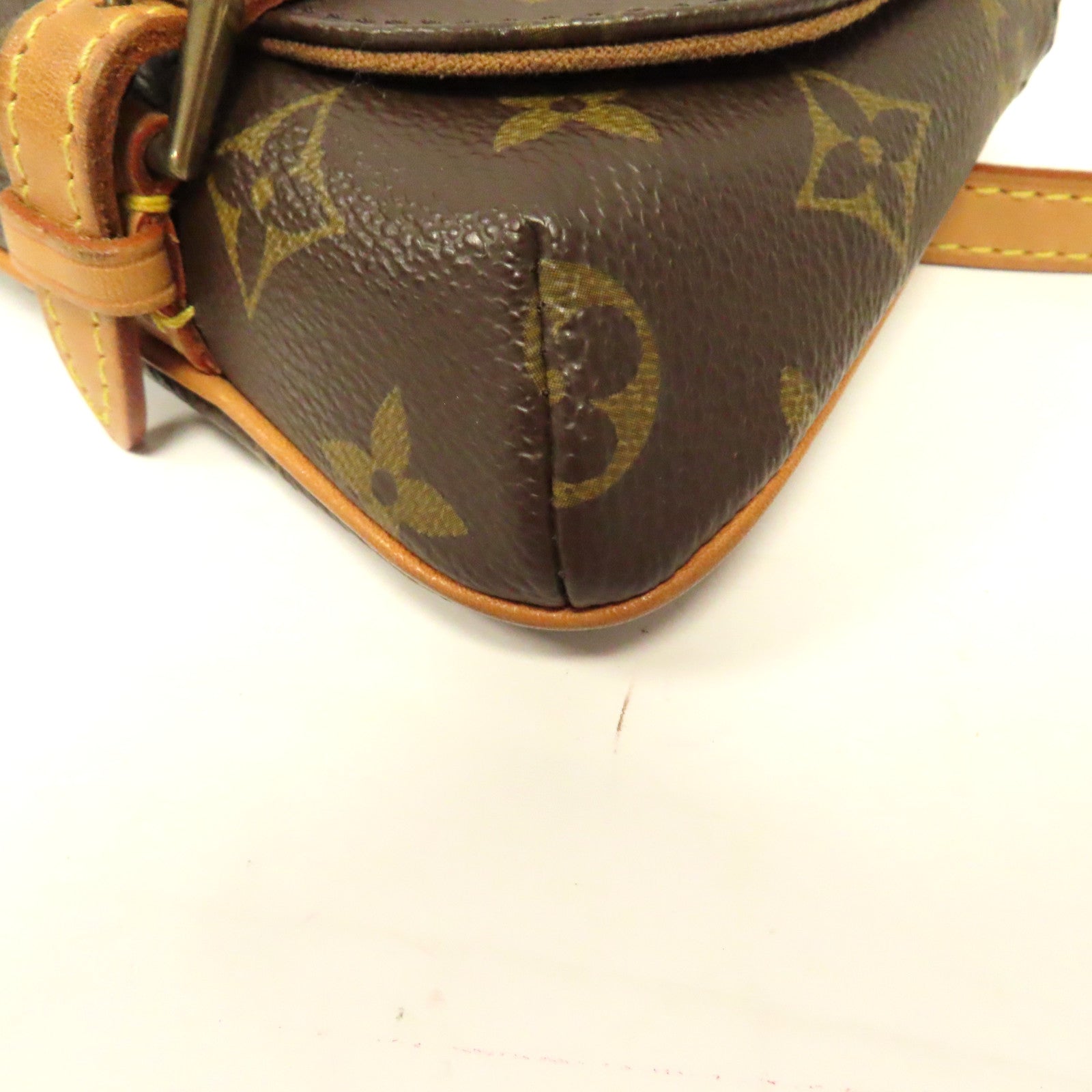 LOUIS VUITTON Monogram Pochette Marelle Bum金扣啡色