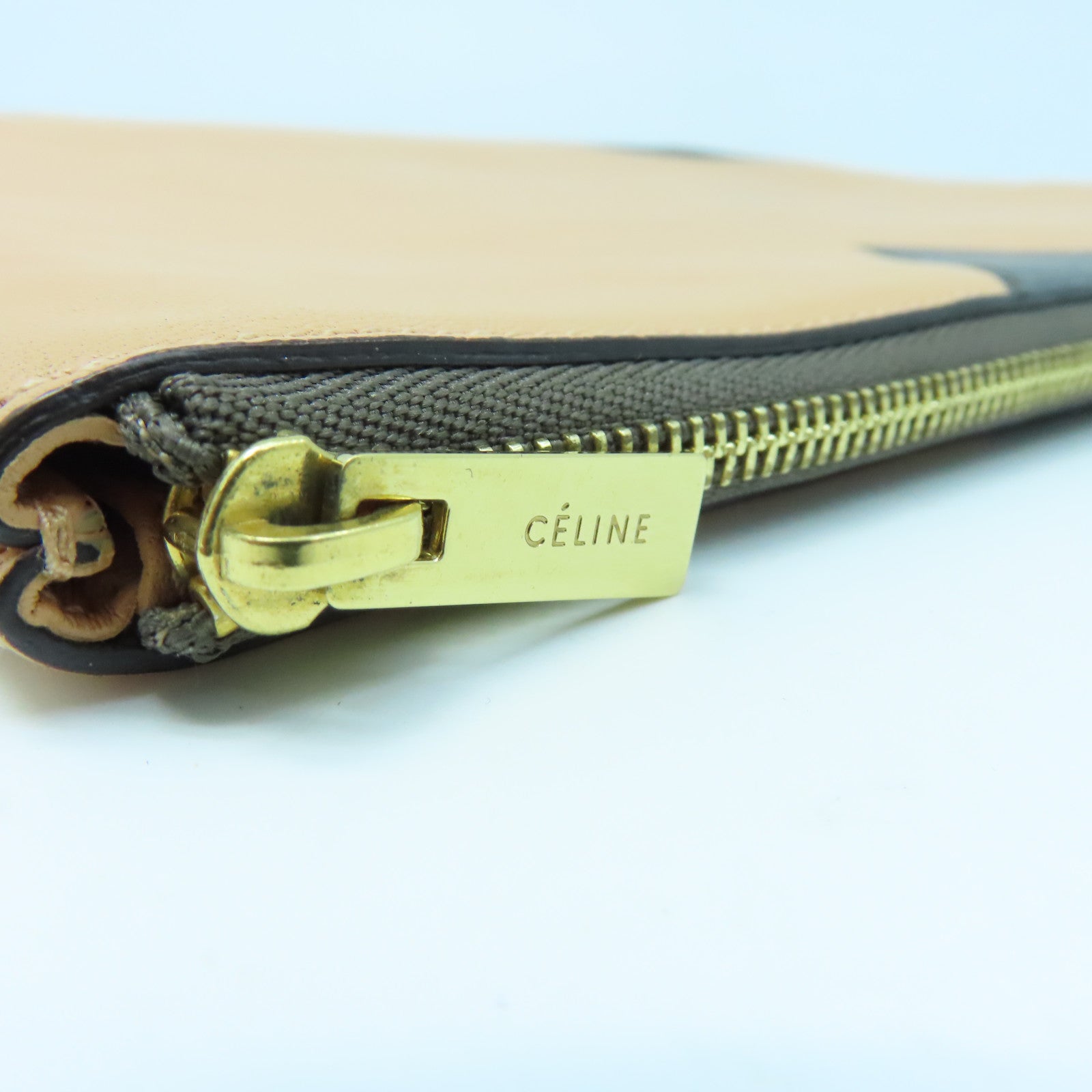 CELINE 【激減優惠】牛皮皮革Pouch金扣手拿包粉紅色/啡色