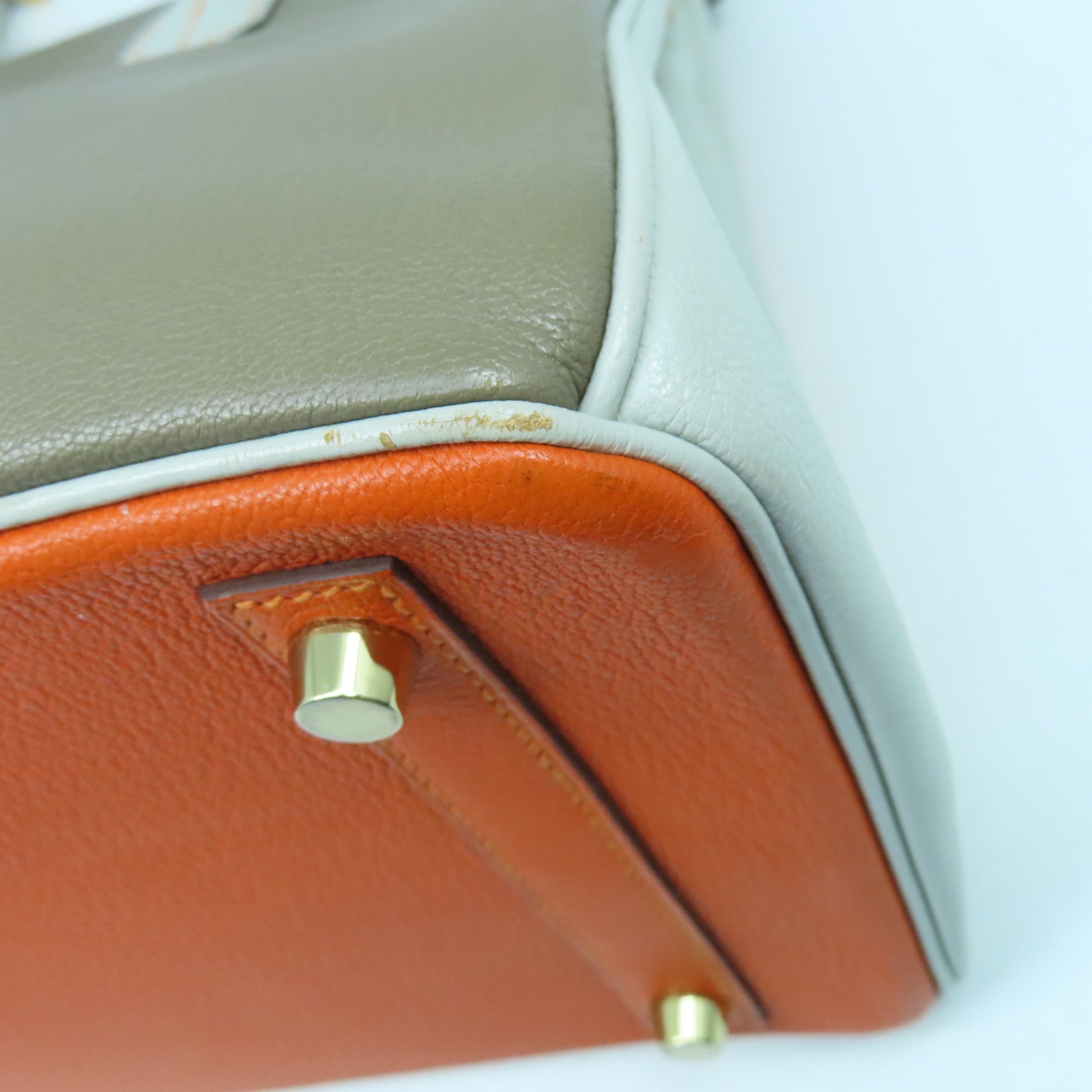 HERMES Chevre Leather Birkin 30 Gold Buckle Handle Bag HERMES Chevre Leather Birkin 30 Gold Buckle Handle Bag