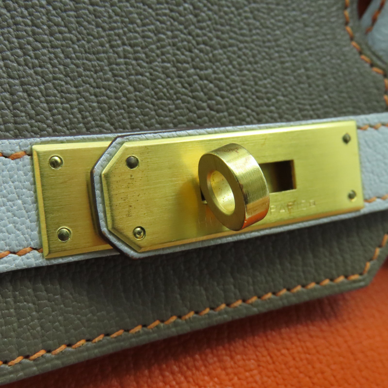 HERMES Chevre皮革Birkin 30金扣手挽袋橙色/大象灰/珍珠灰