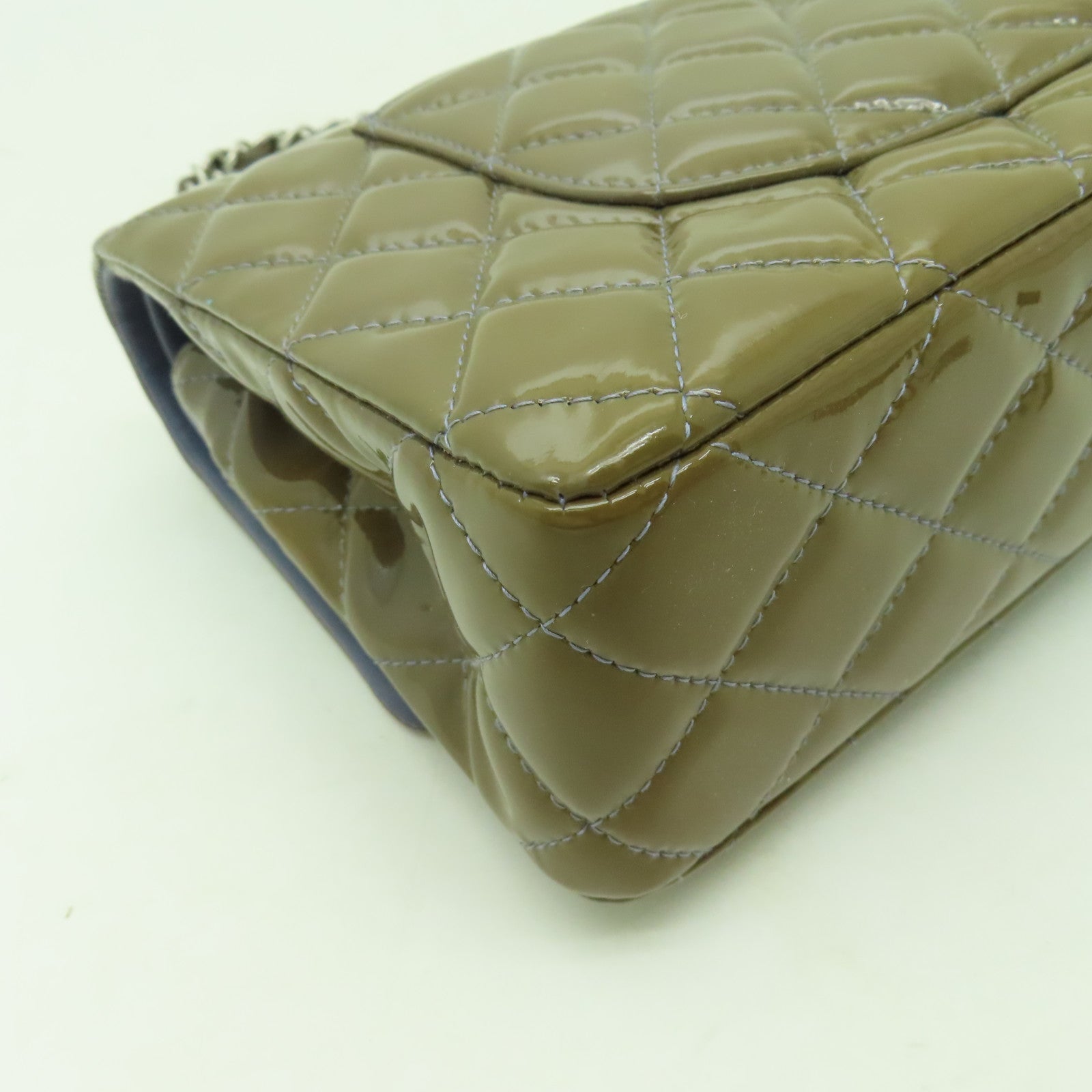CHANEL 菱格漆皮皮革Chain Shoulder銀扣鏈帶肩背袋啡色