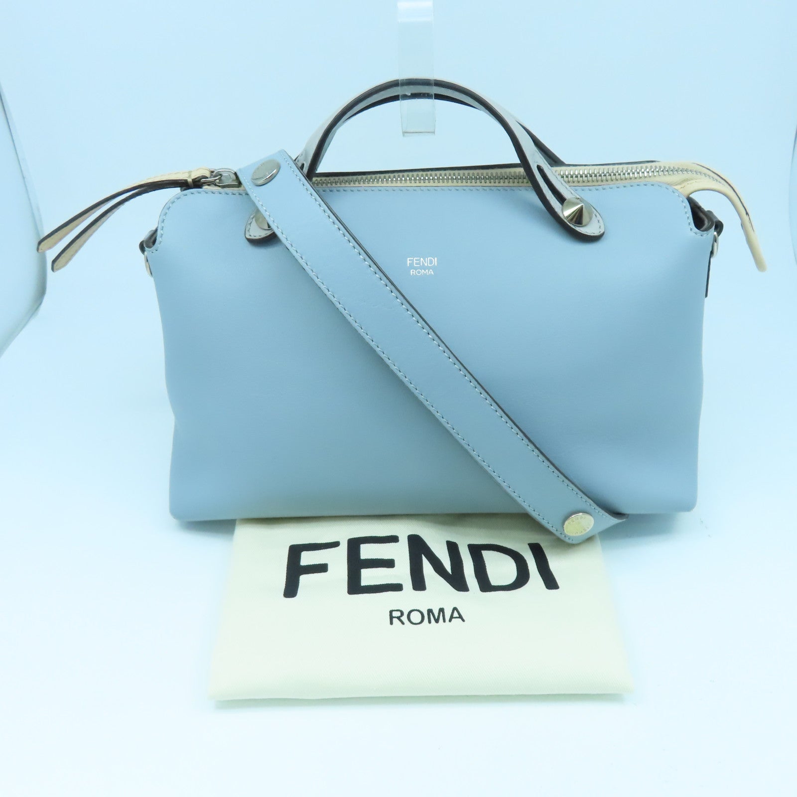 FENDI 牛皮皮革By The Way銀扣手挽肩背兩用袋淺藍色