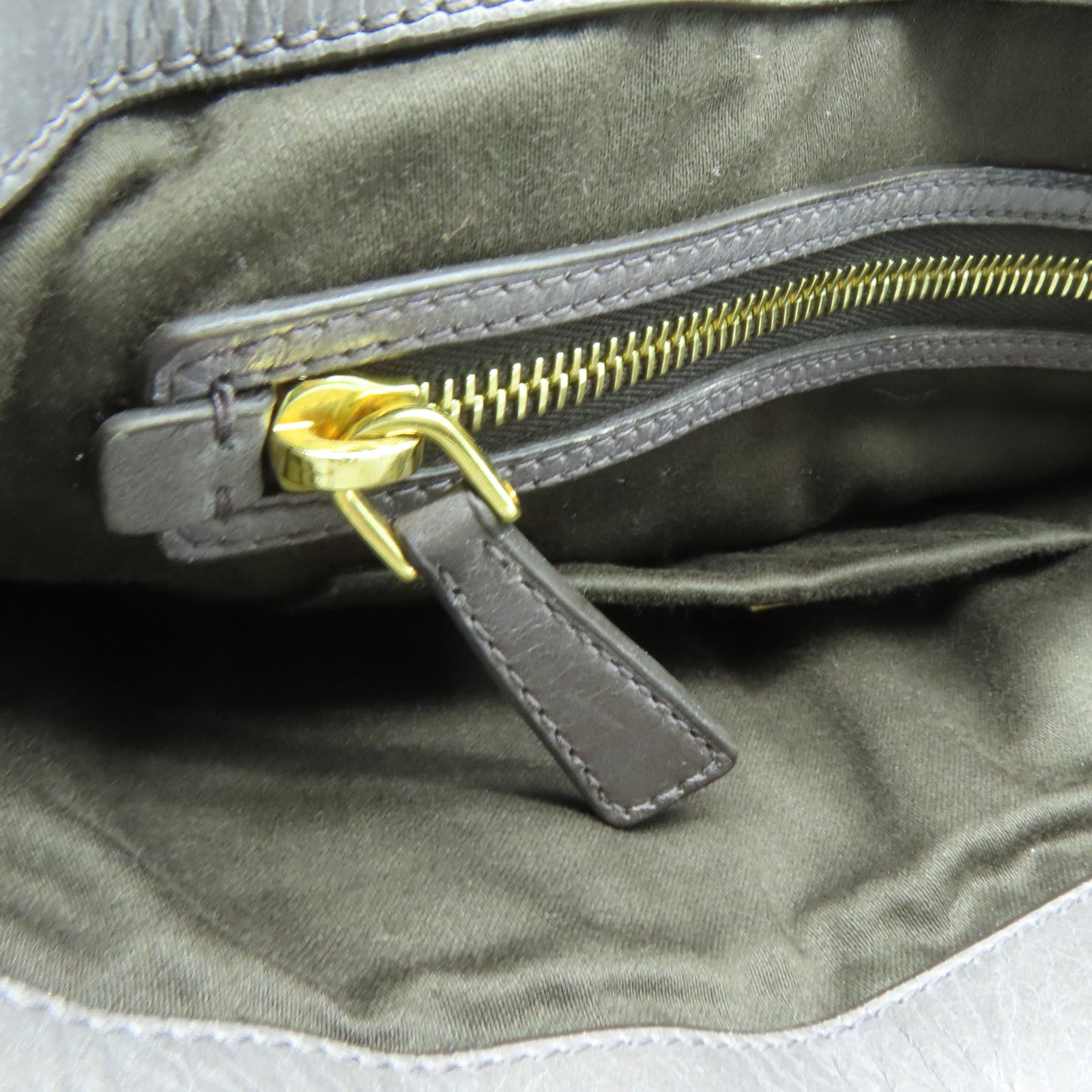 Miu Miu 牛皮皮革2 Way Shoulder Bag金扣手挽肩背兩用袋灰色